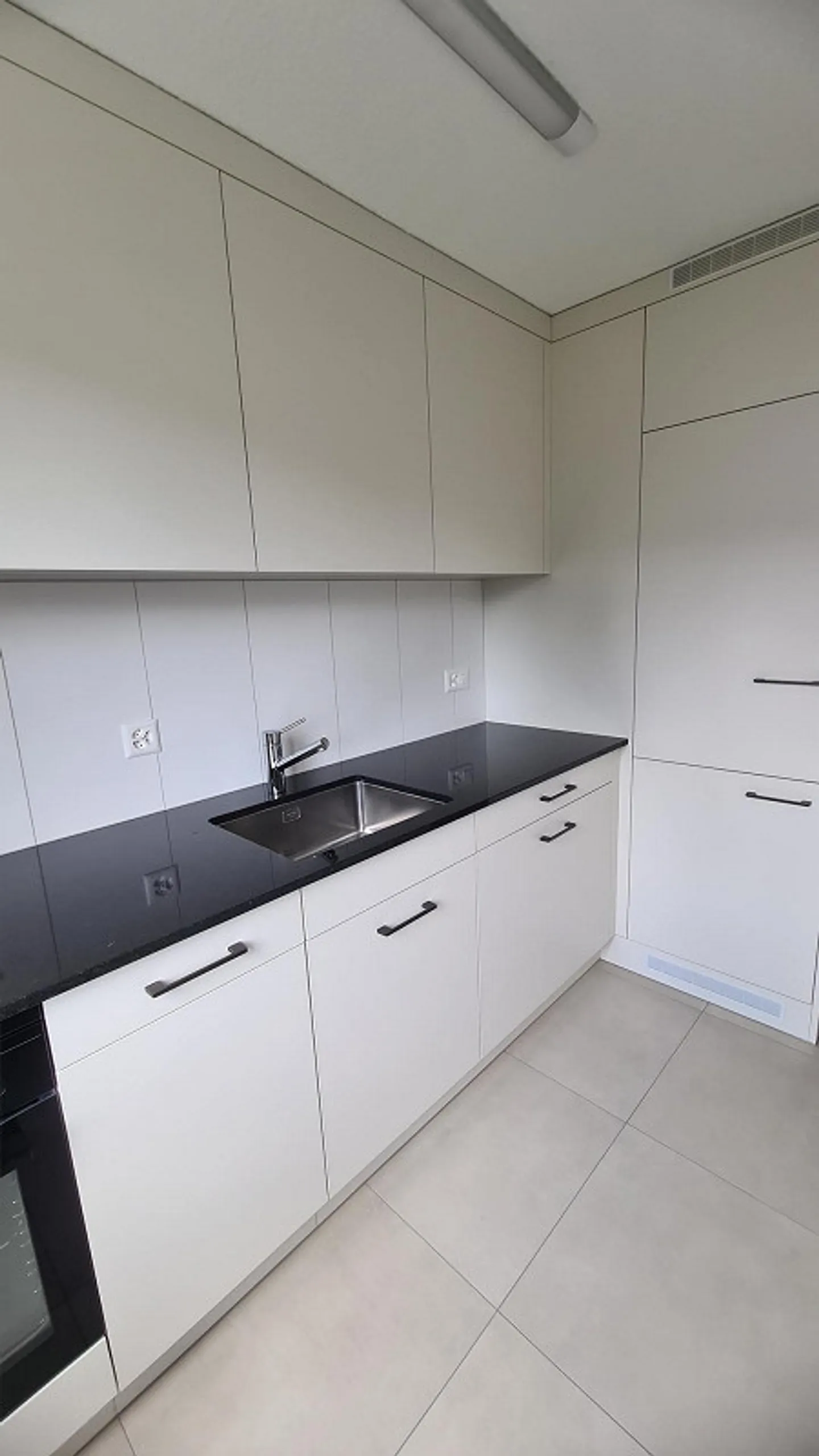 Recently Renovated 2.5 Room Apartment in Altstätten - Photo 1 of 6