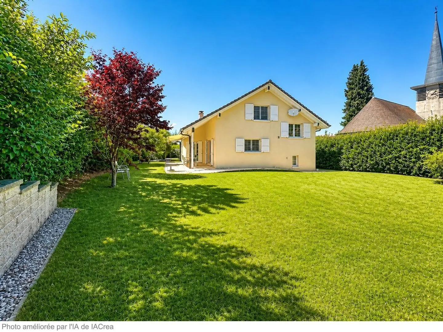 Grünes Paradies im Herzen des Dorfes Molondin - elegantes Familienhaus mit großzügigen Räumen - Foto 1 von 12