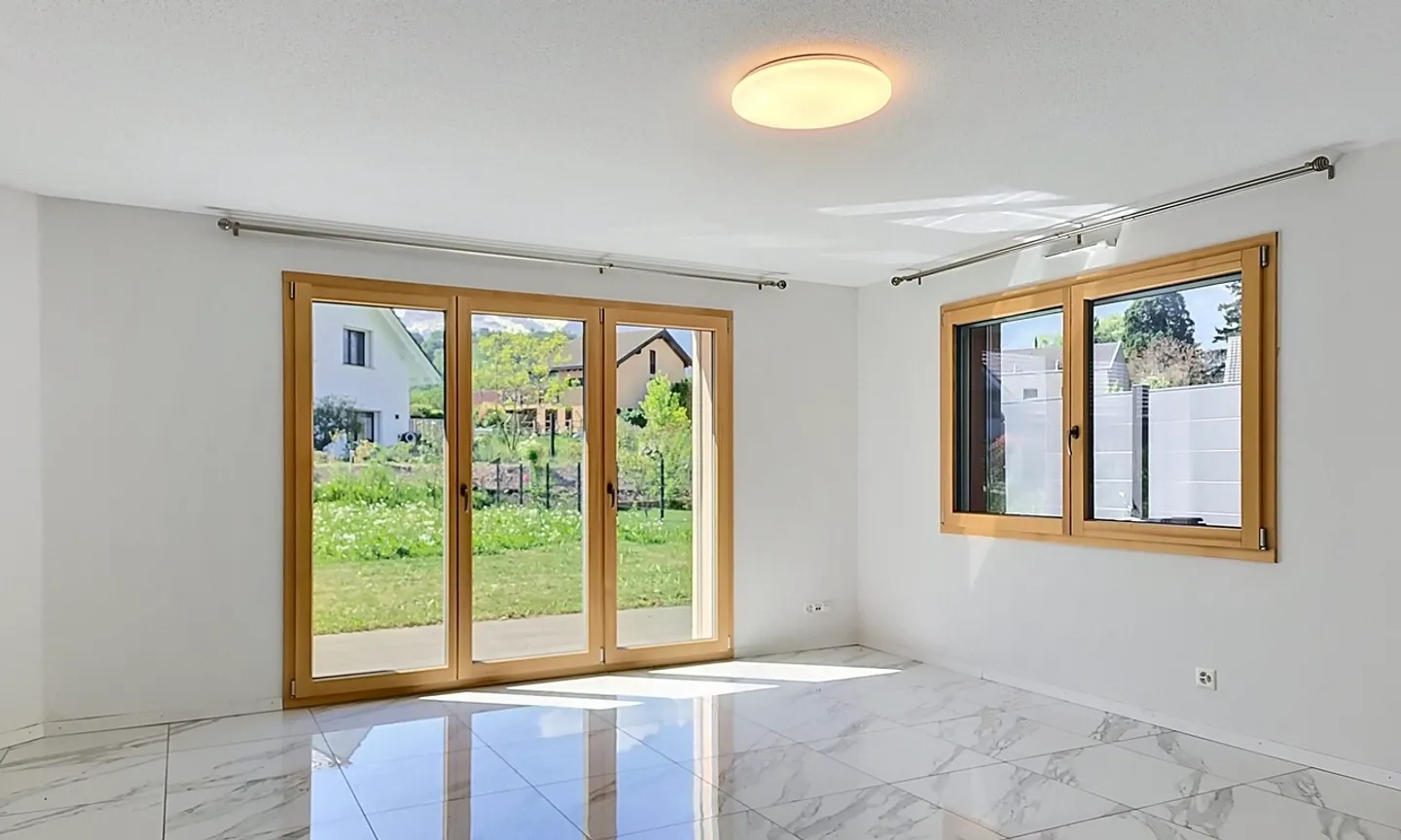 5-Zimmer-Haus - Foto 2 von 10