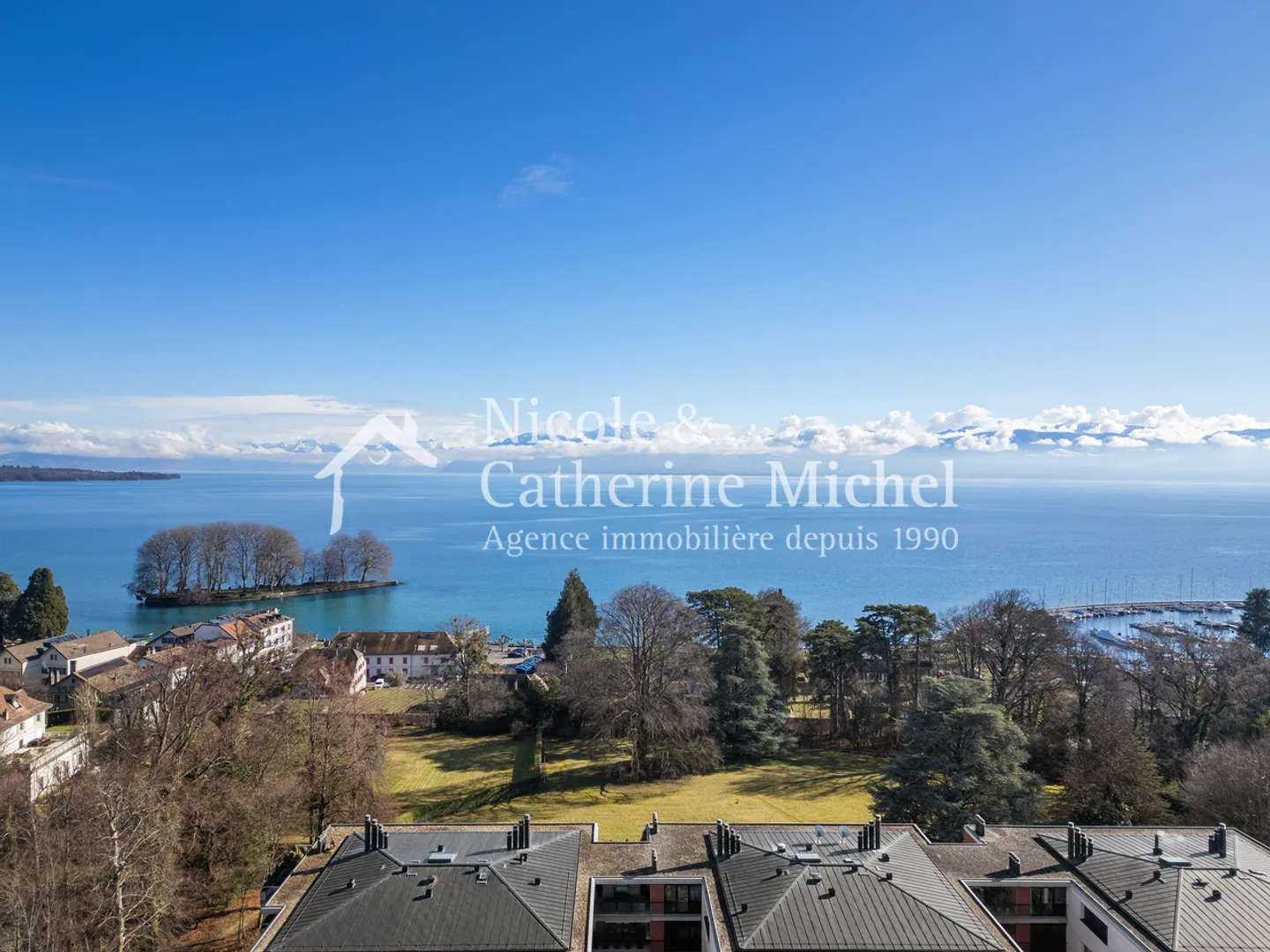 Exclusive Garden Apartment with Views - Photo 2 of 9