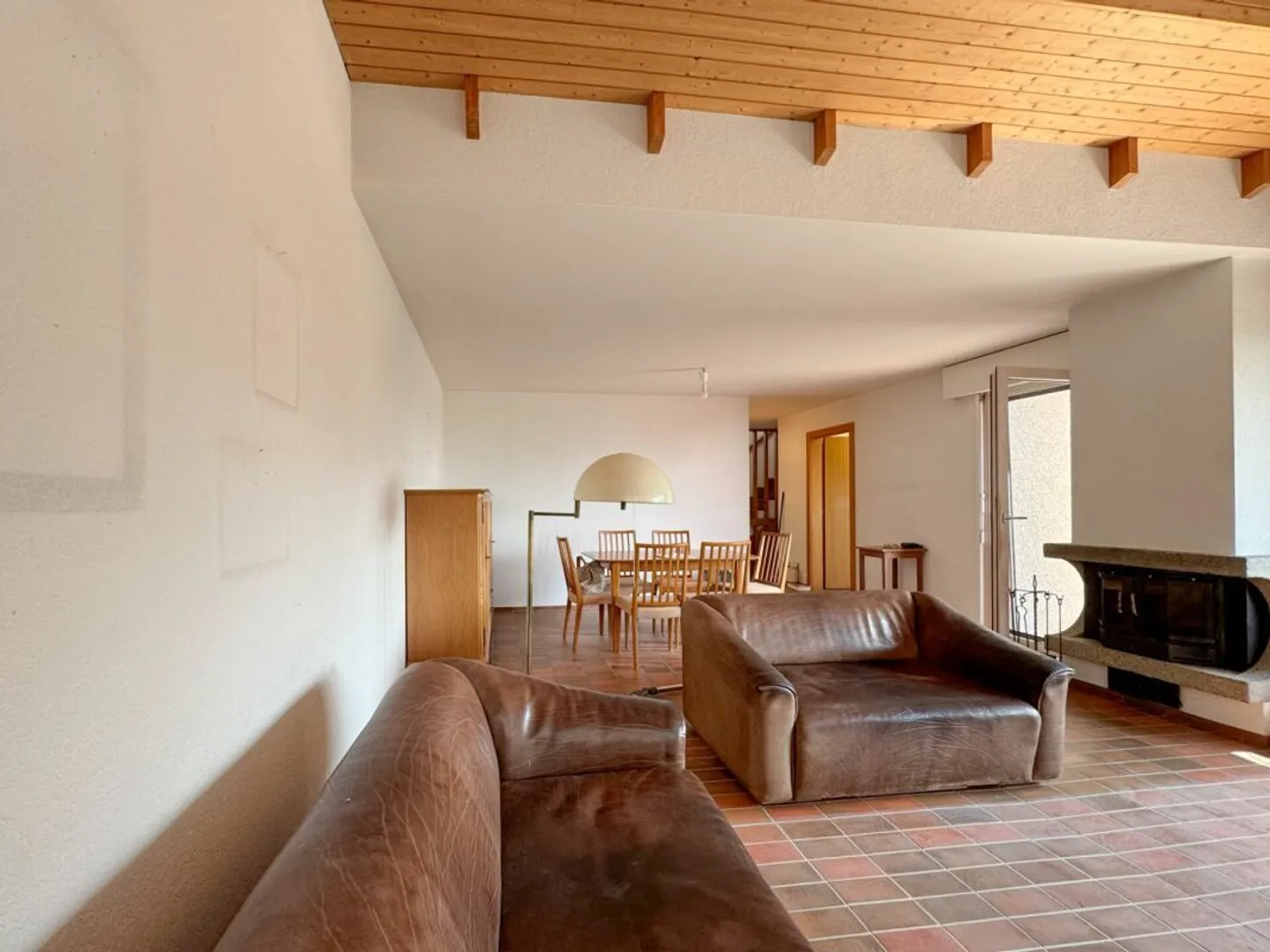 Edificio con un appartamento di 5,5 stanze + uno studio con vista sul lago - Foto 12 di 31
