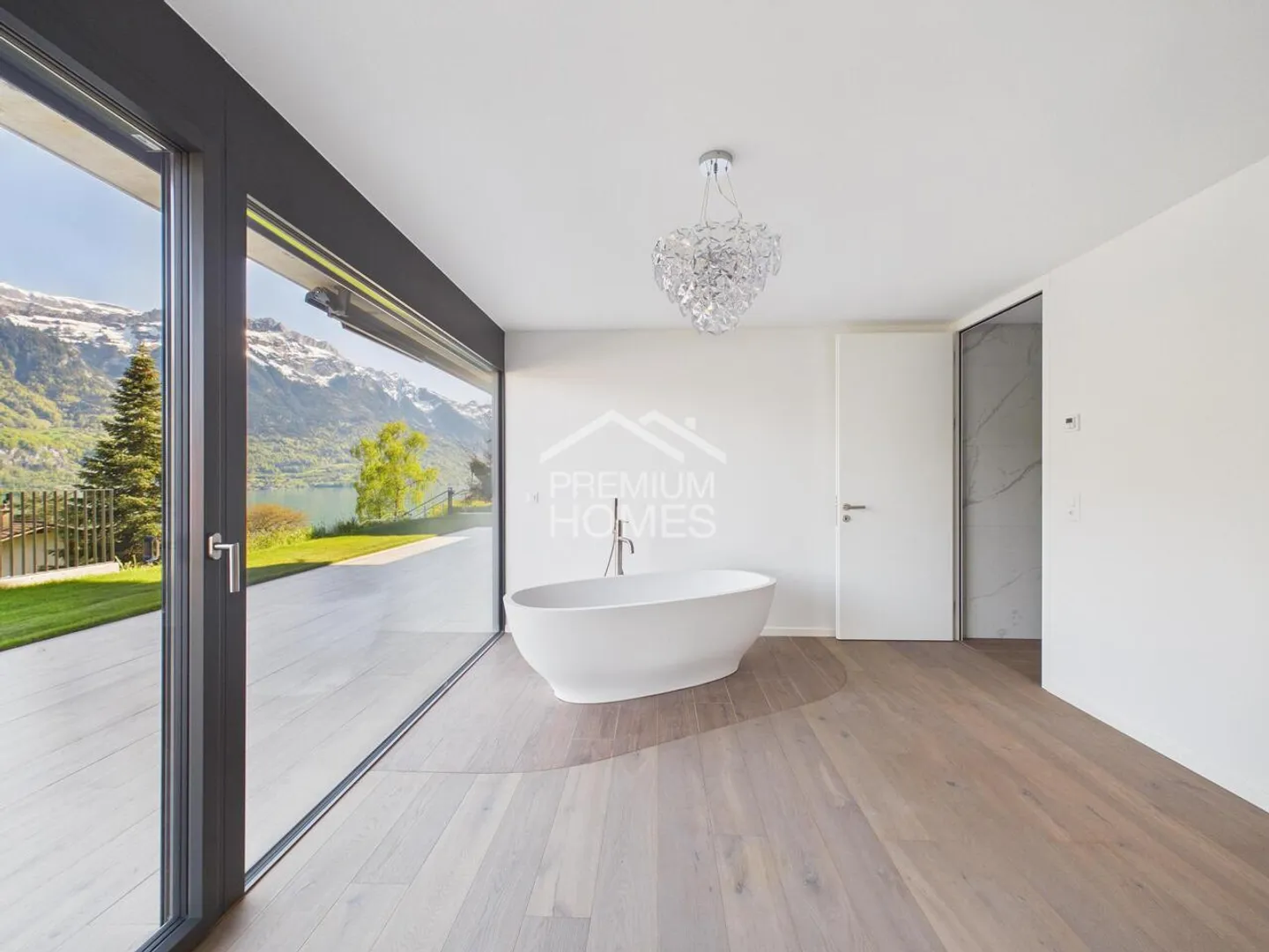 Moderne Terrassenwohnung mit Aussicht - Foto 3 von 8