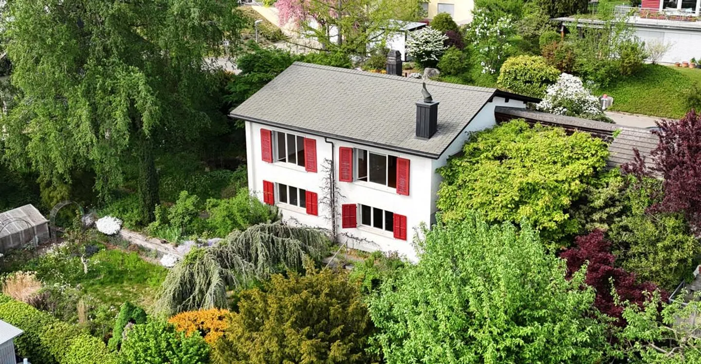 Charming House with Nature Garden - Photo 2 of 16