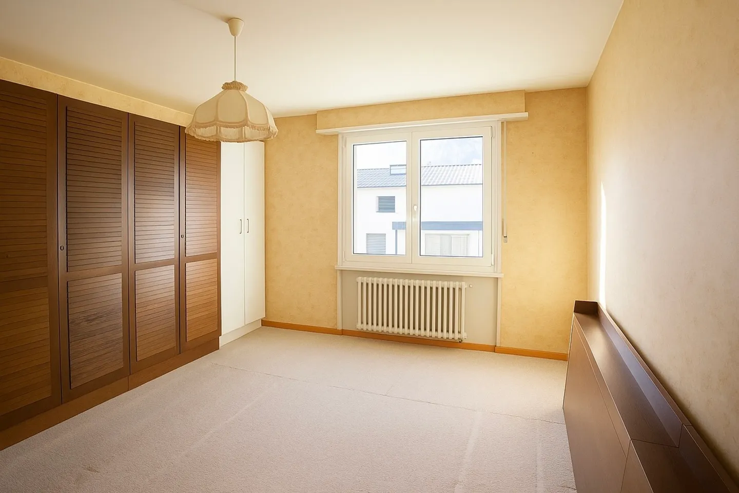 POTENZIAL ZU ENTHÜLLEN IM HERZEN DES DORFES - Foto 2 von 6