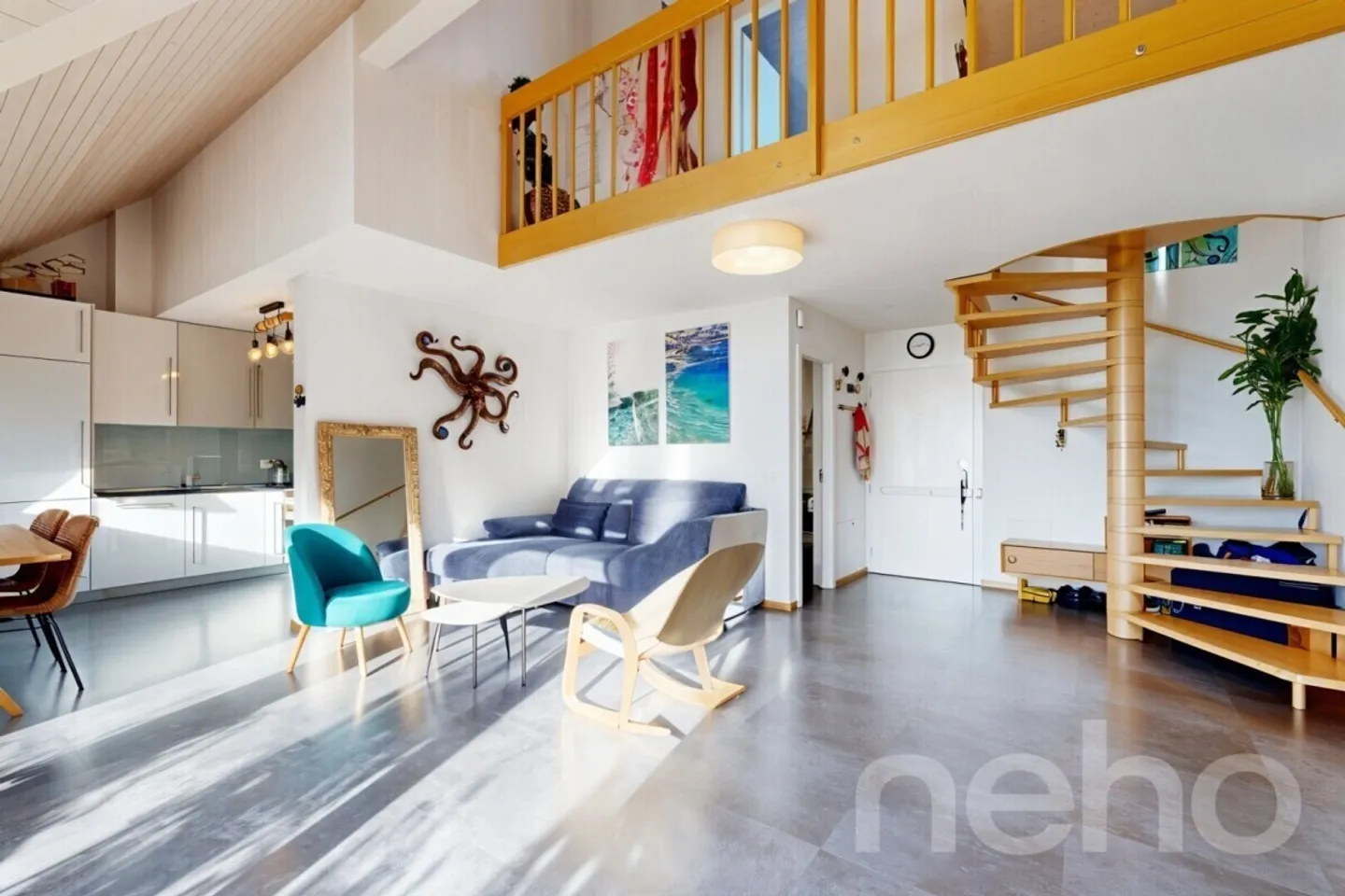 Elegante duplex di 4.5 locali mansardato, spazioso e luminoso a Gland - Foto 3 di 12