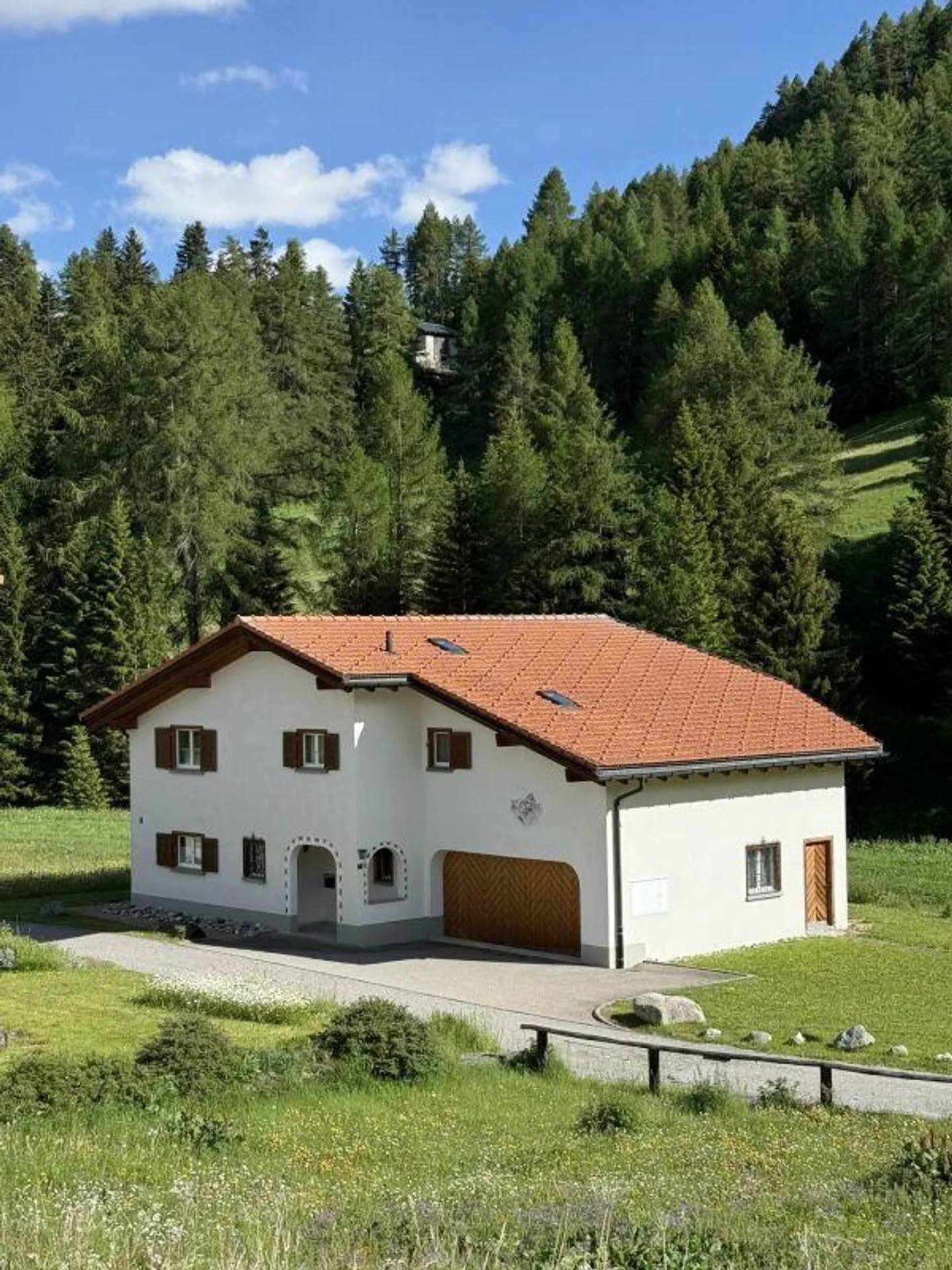 Maison individuelle de 5,5 pièces - Photo 1 sur 18