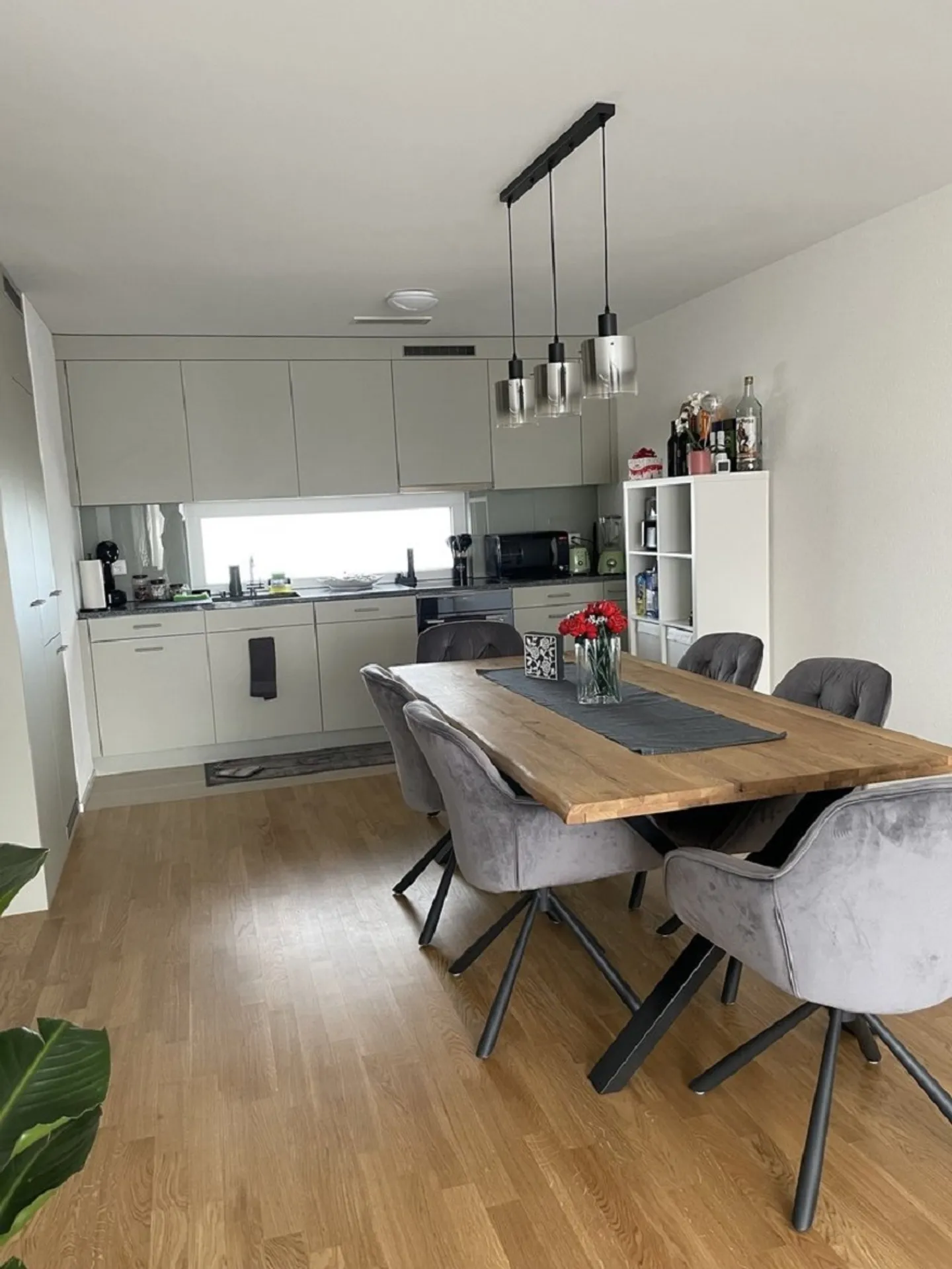 Apartment for rent - Photo 2 of 9