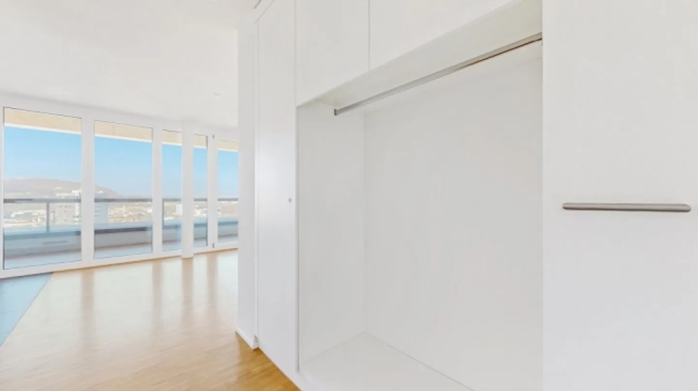 Enjoy a unique view - Photo 7 of 11