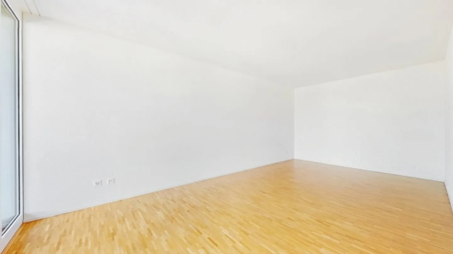 Enjoy a unique view - Photo 9 of 11