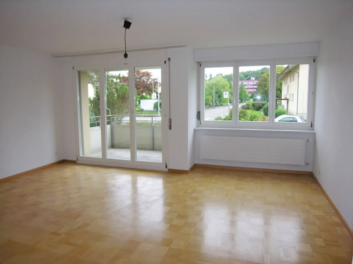 Helle 3.5-Zimmer-Wohnung - Foto 3 von 6