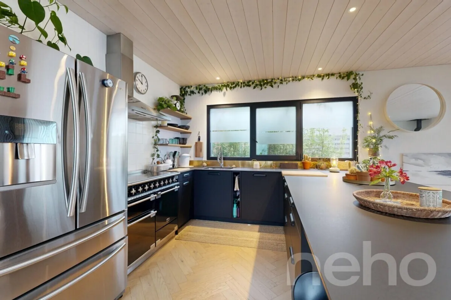 Stunning new villa with a view of the Lake - Photo 7 of 12