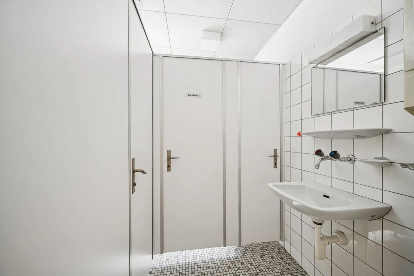 Spazio ufficio versatile a Zurigo - Foto 2 di 6