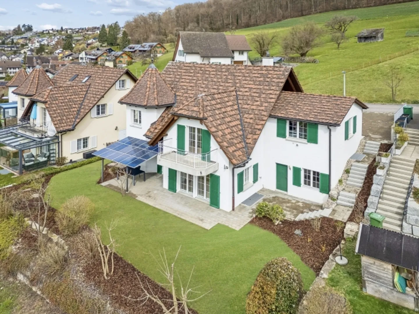Charming Family Home in Niederweningen - Photo 1 of 1
