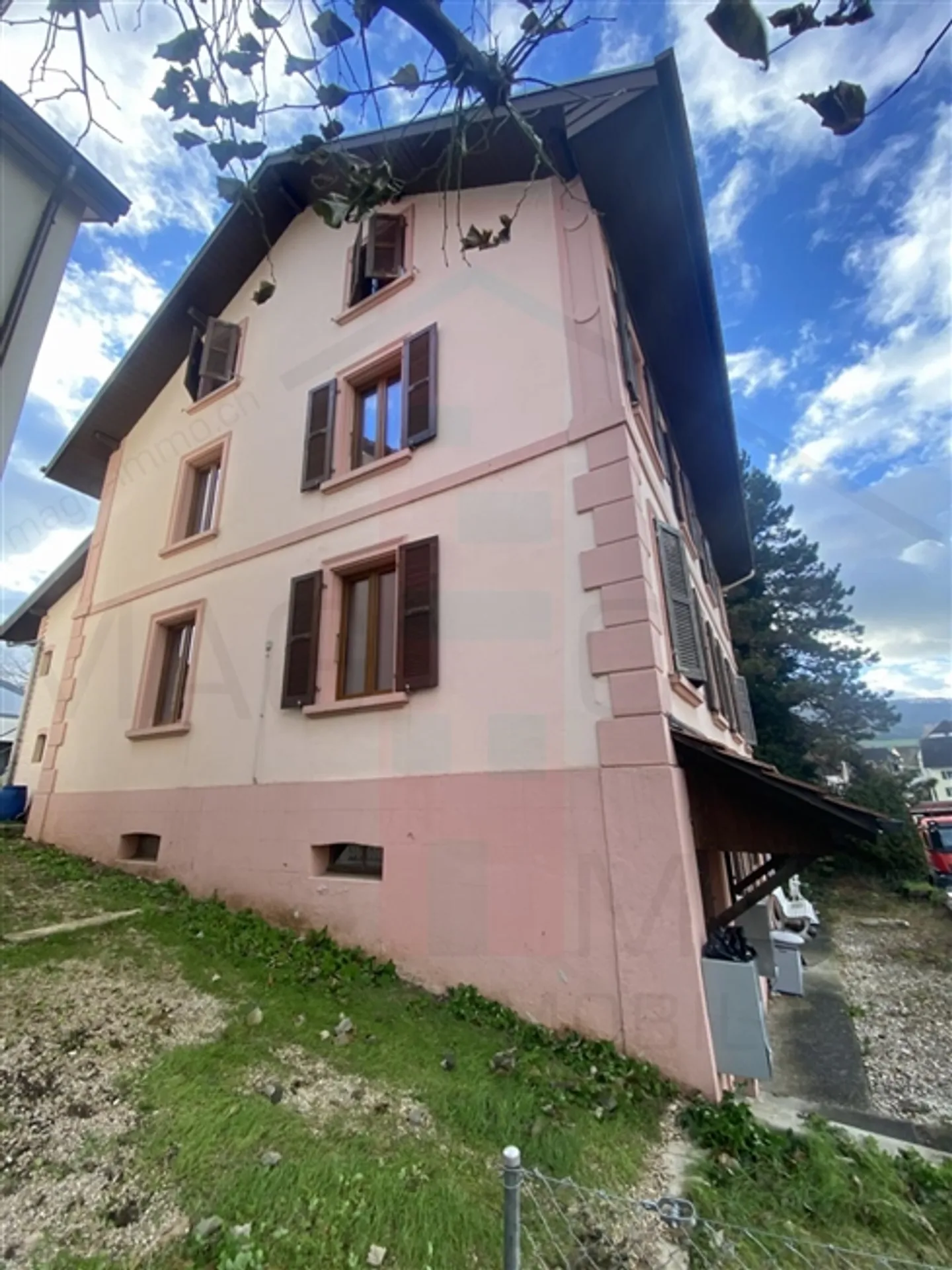 2-room apartment for sale in the center of the village - Photo 2 of 5