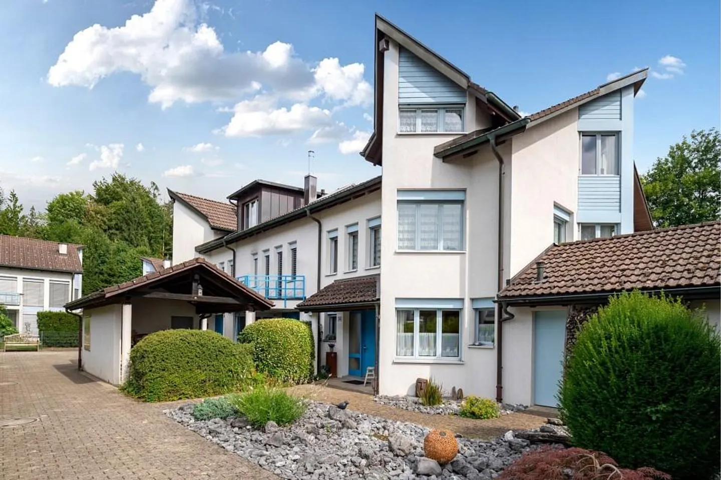 Single-family house on Wäldliweg: Your new home - Photo 1 of 13