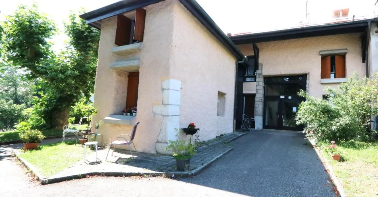 Studio confortable à Satigny - Photo 1 sur 2