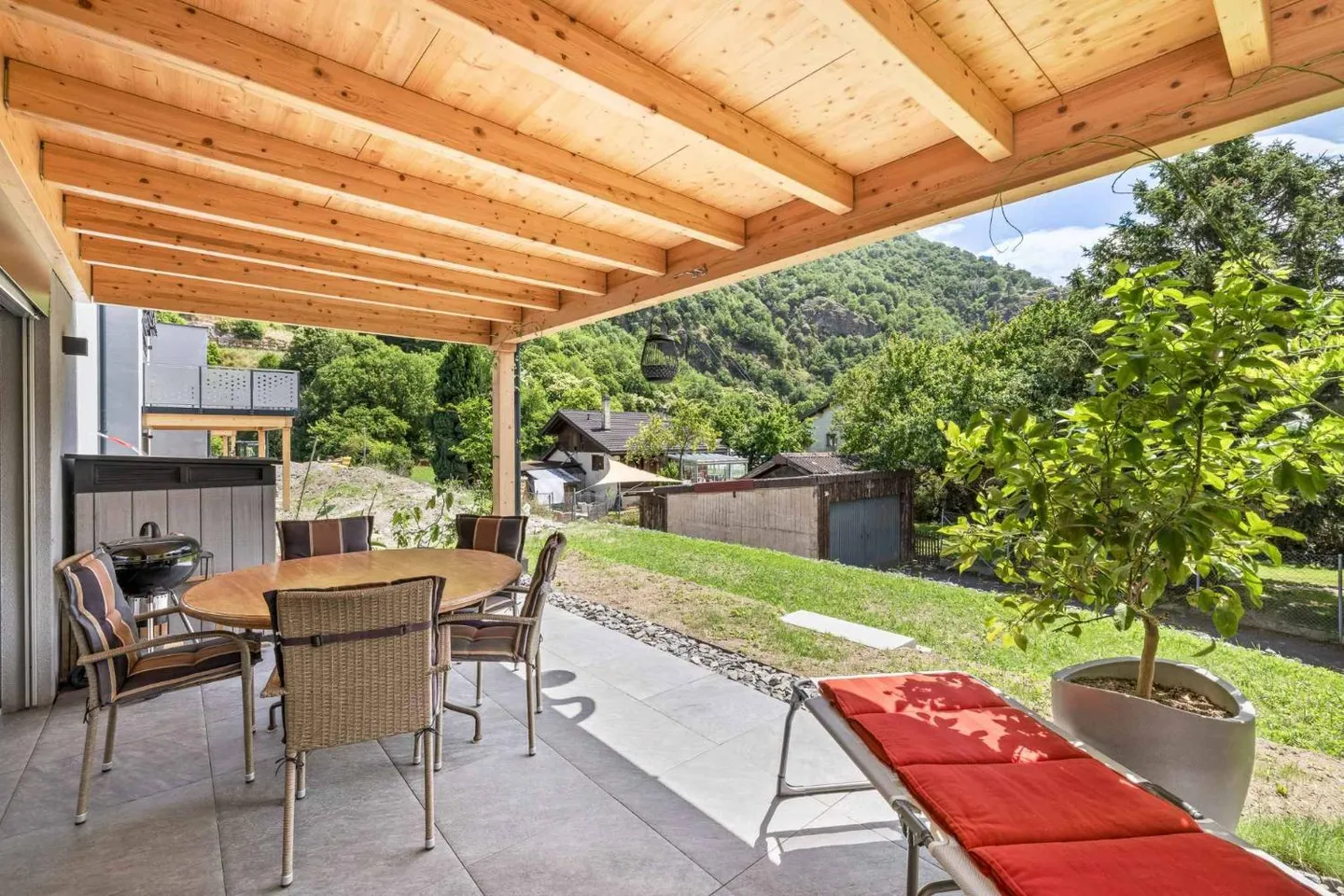 Appartement Élégant avec Jardin - Photo 8 sur 9