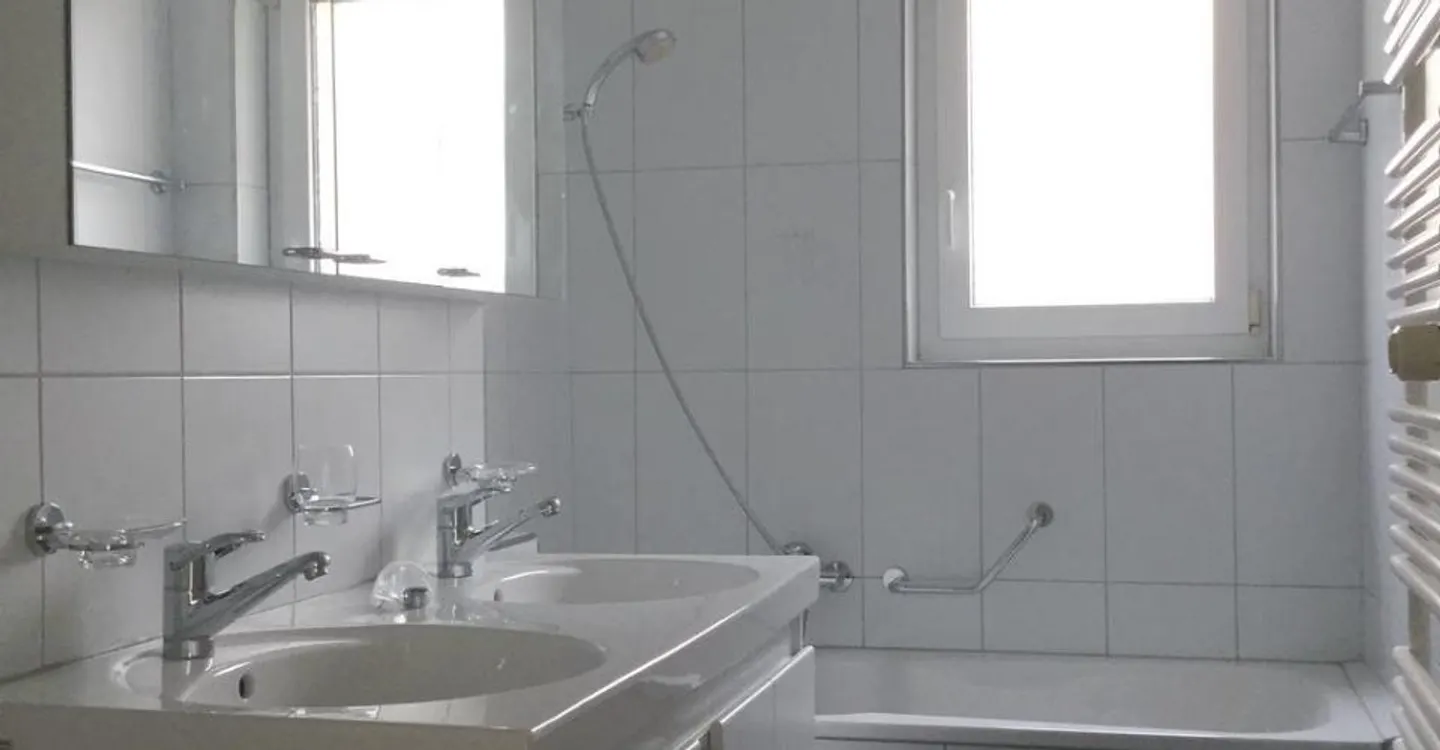 4-room apartment on the ground floor - Photo 6 of 6