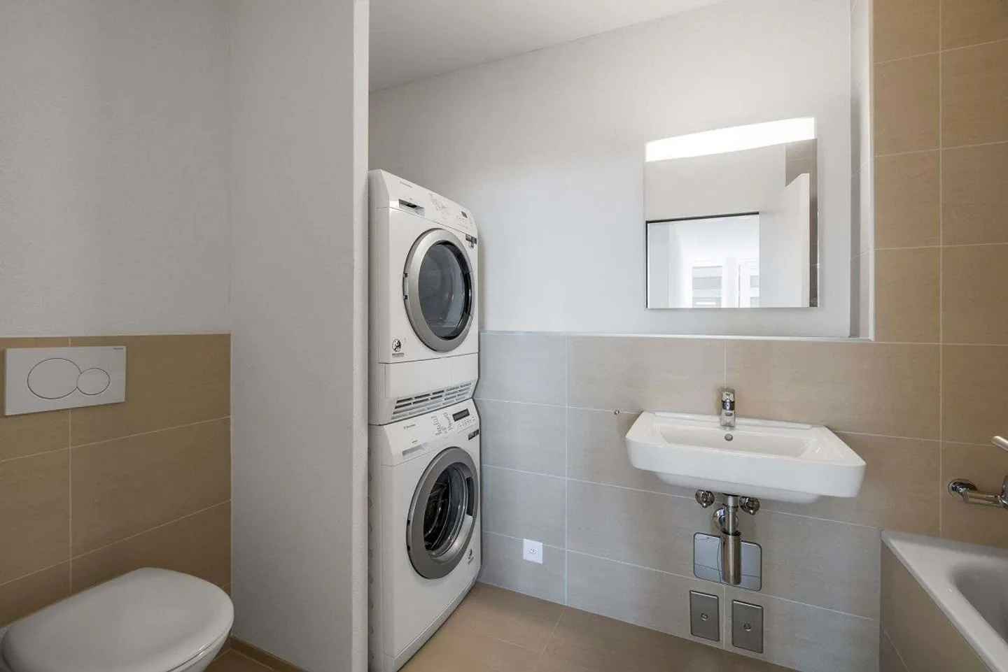 Attractive apartment in a central location - Photo 5 of 6