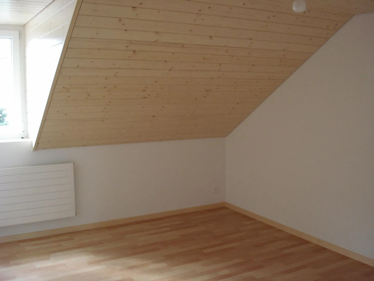 Appartamento attico luminoso di 3,5 stanze - Foto 10 di 11