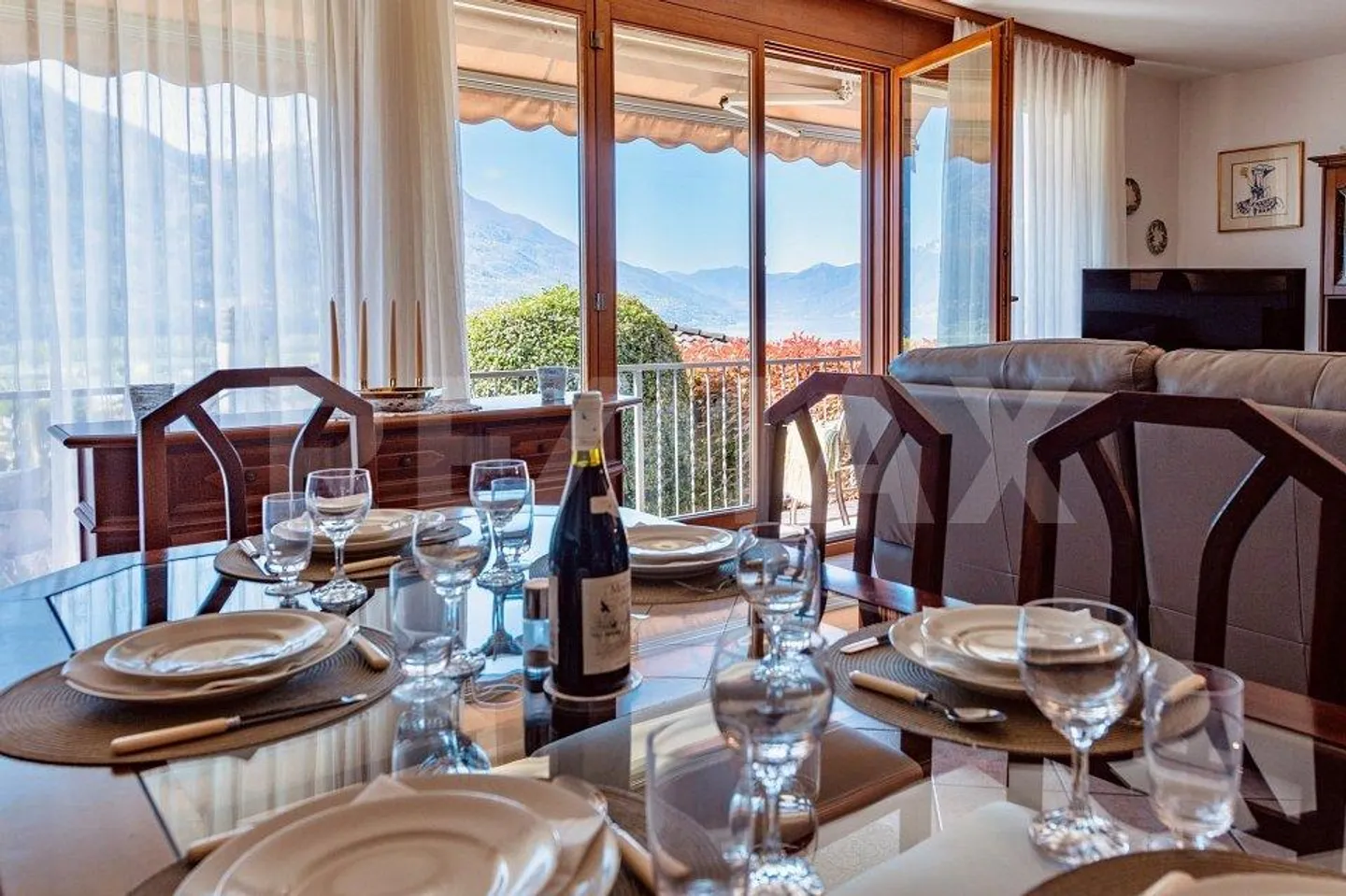 Maison de 7,5 pièces avec vue sur le lac - Photo 8 sur 13