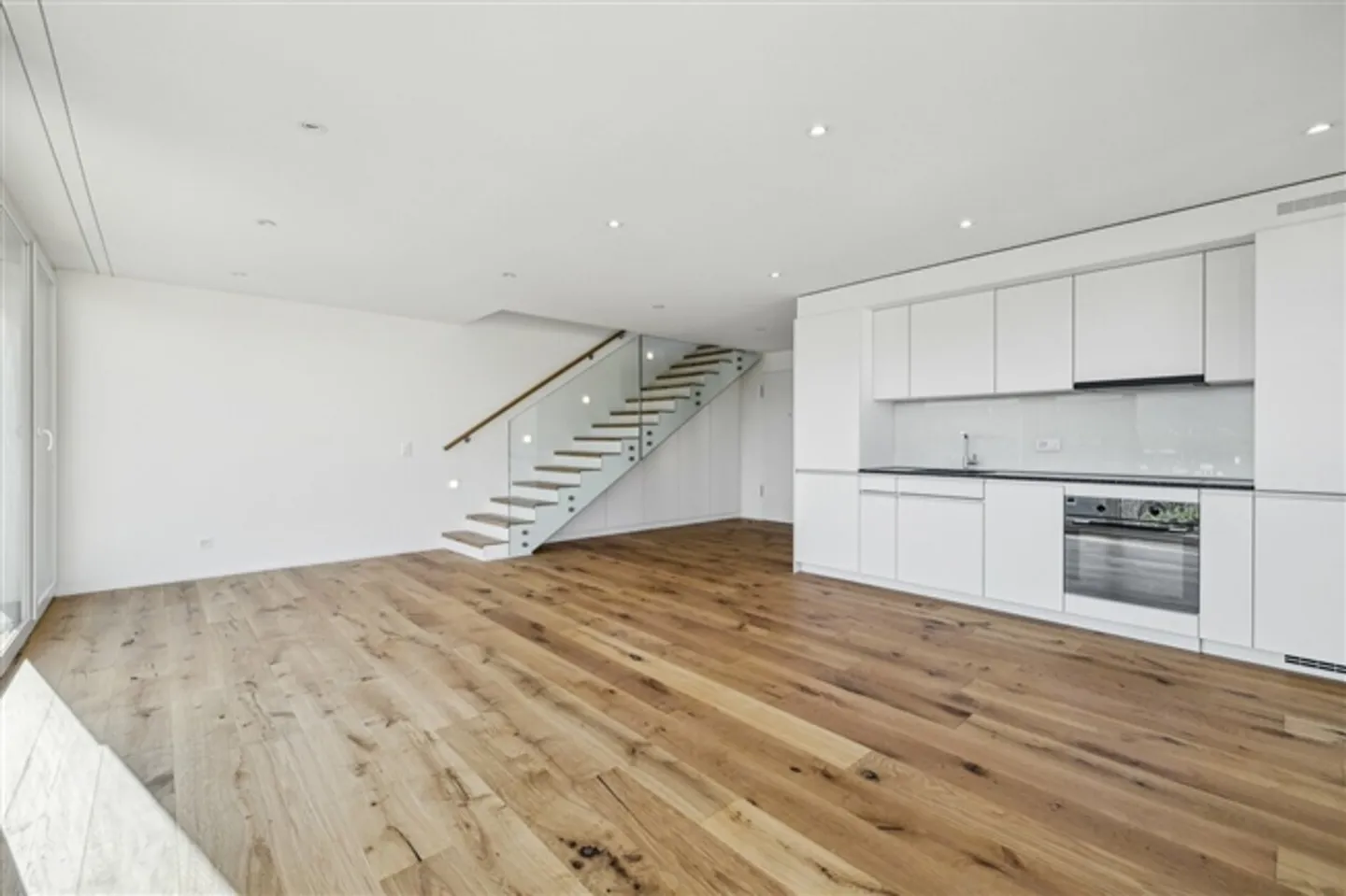 3.5-Room Maisonette Apartment First Rental - Photo 7 of 15