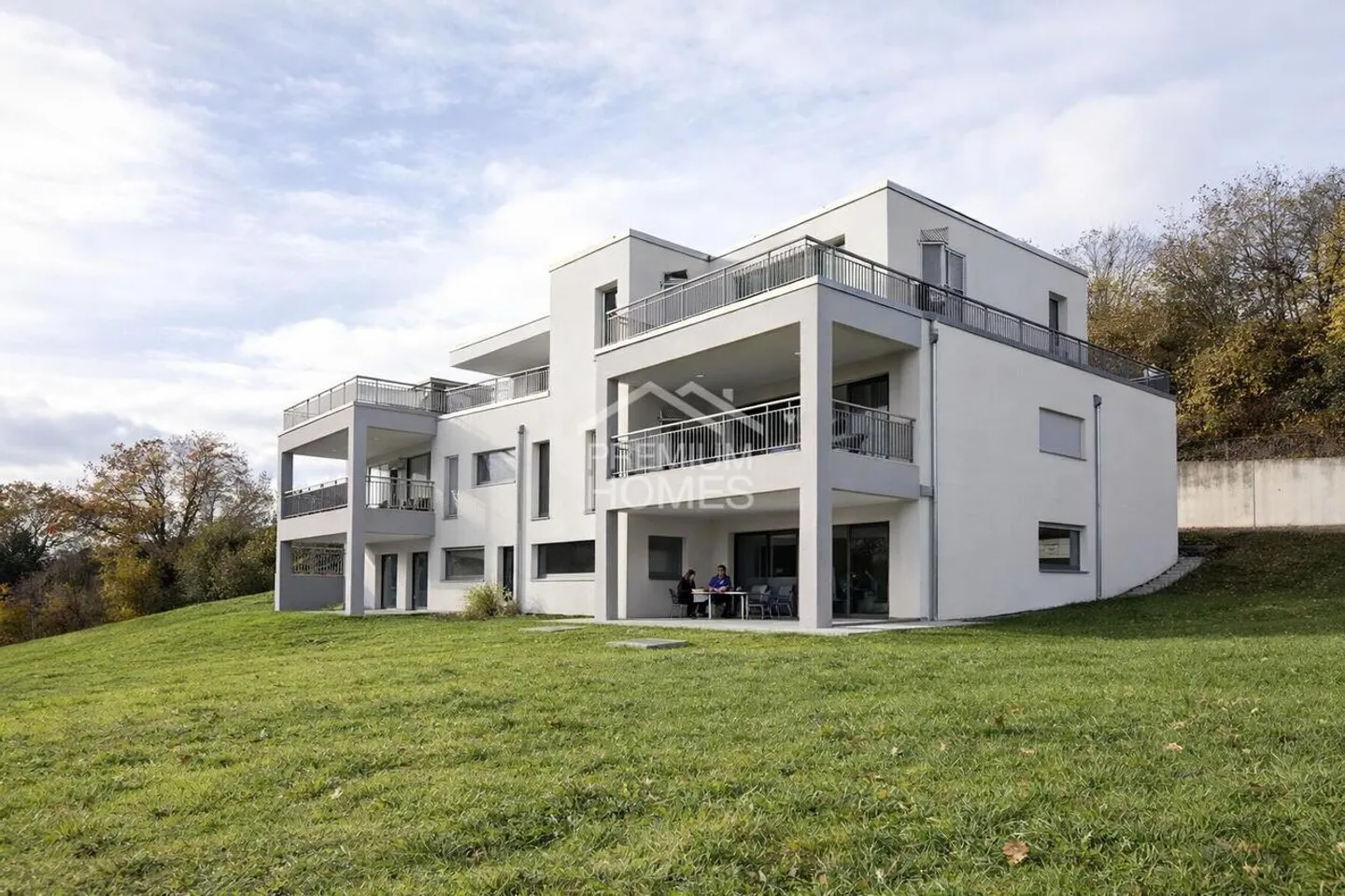 Moderne Ruheoase in ruhiger Lage - Foto 2 von 13