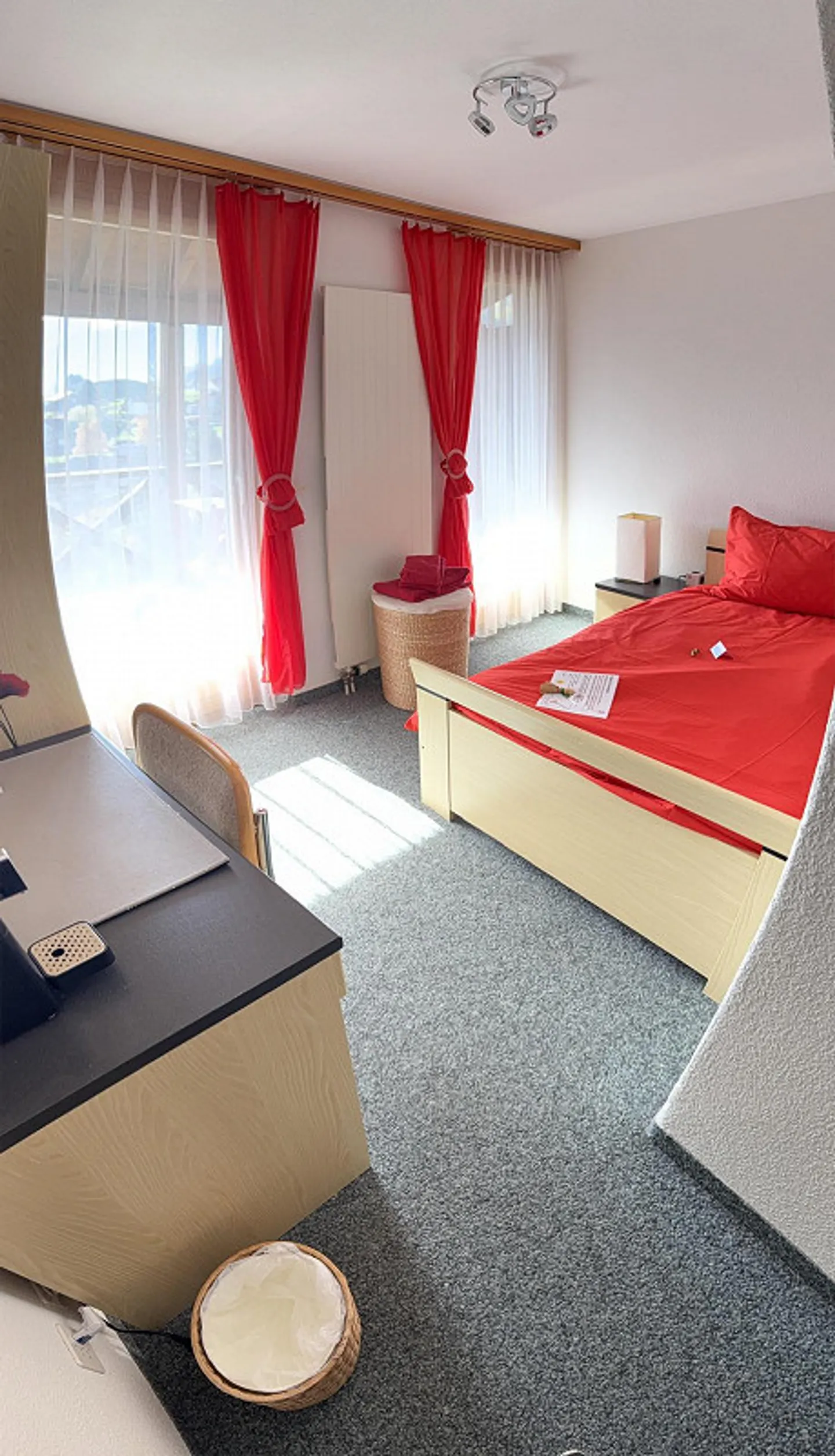 Camera mensile flessibile con servizio e bella vista - Foto 6 di 11