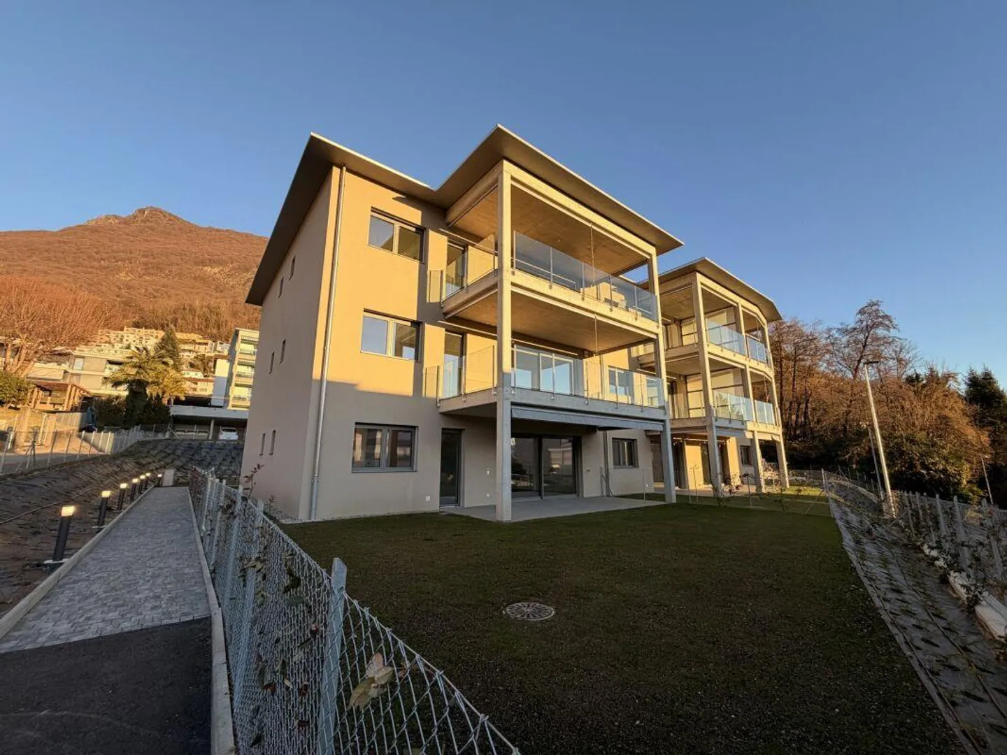 PREGASSONA · DERNIERS 2½ CHAMBRES AVEC JARDIN · OPTION D'ACHAT OU DE LOCATION - Photo 3 sur 13