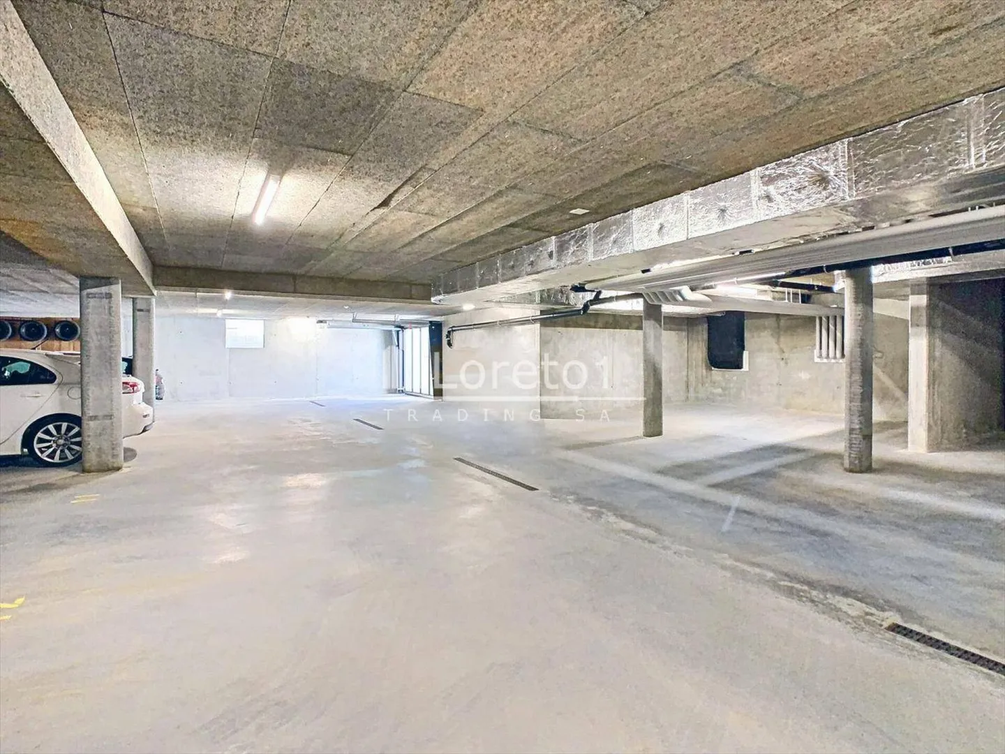 Place ouverte - Photo 2 sur 3