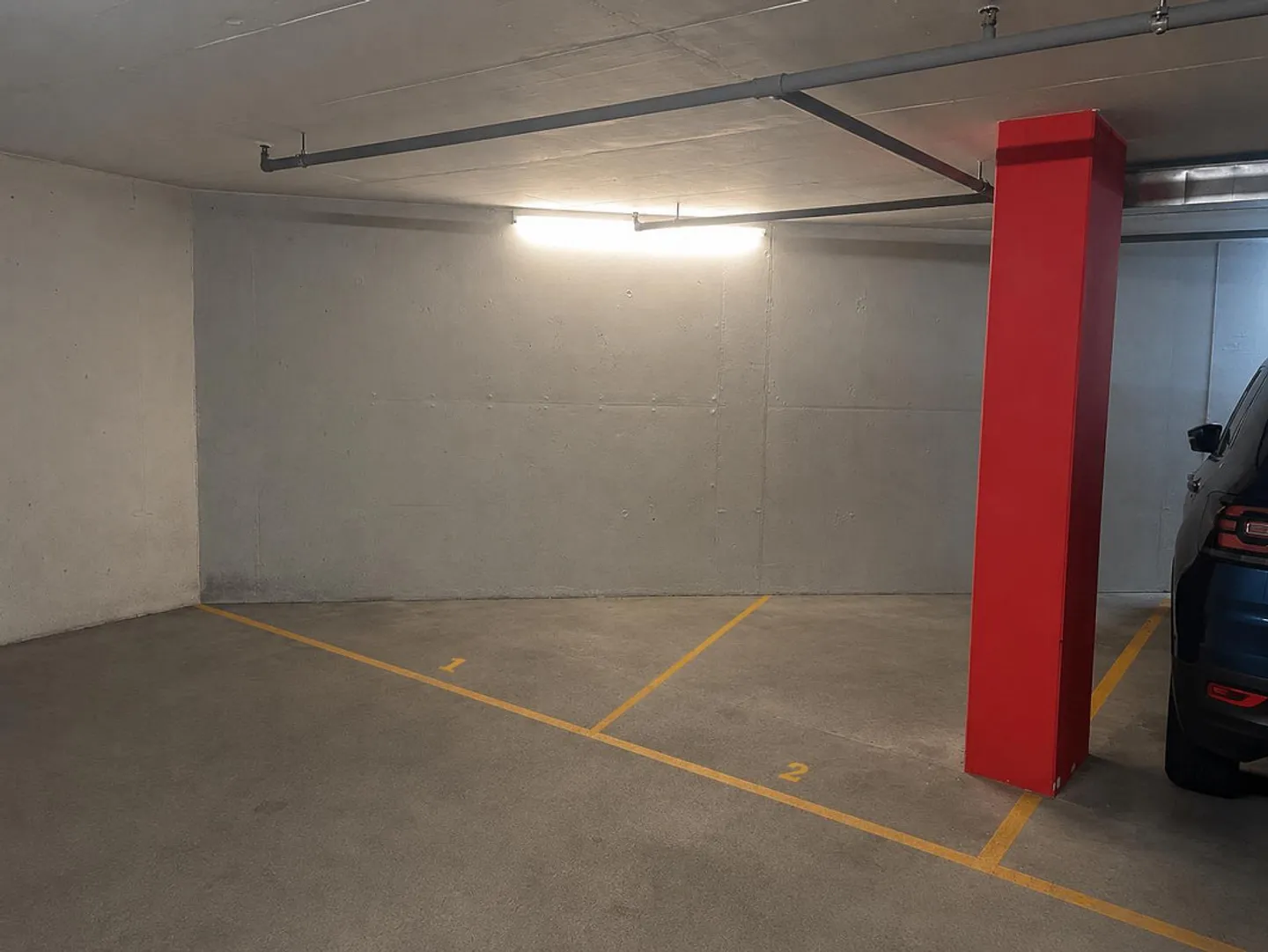Places de stationnement pour motos au centre de Lucerne - Photo 1 sur 4