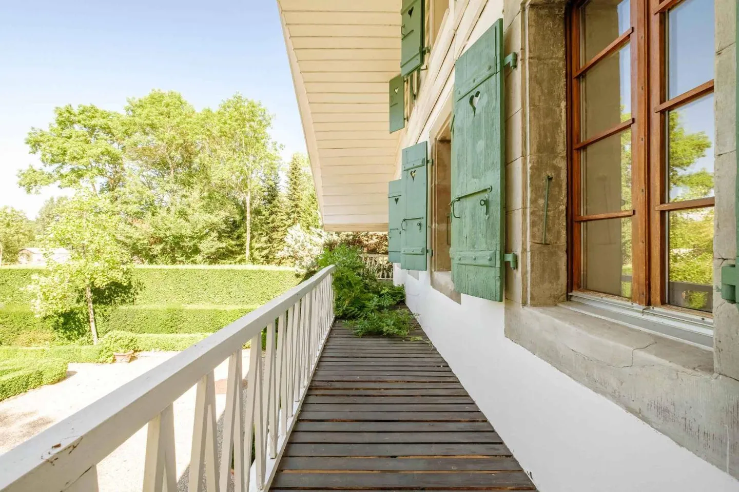 9-room adjoining house - Photo 5 of 8