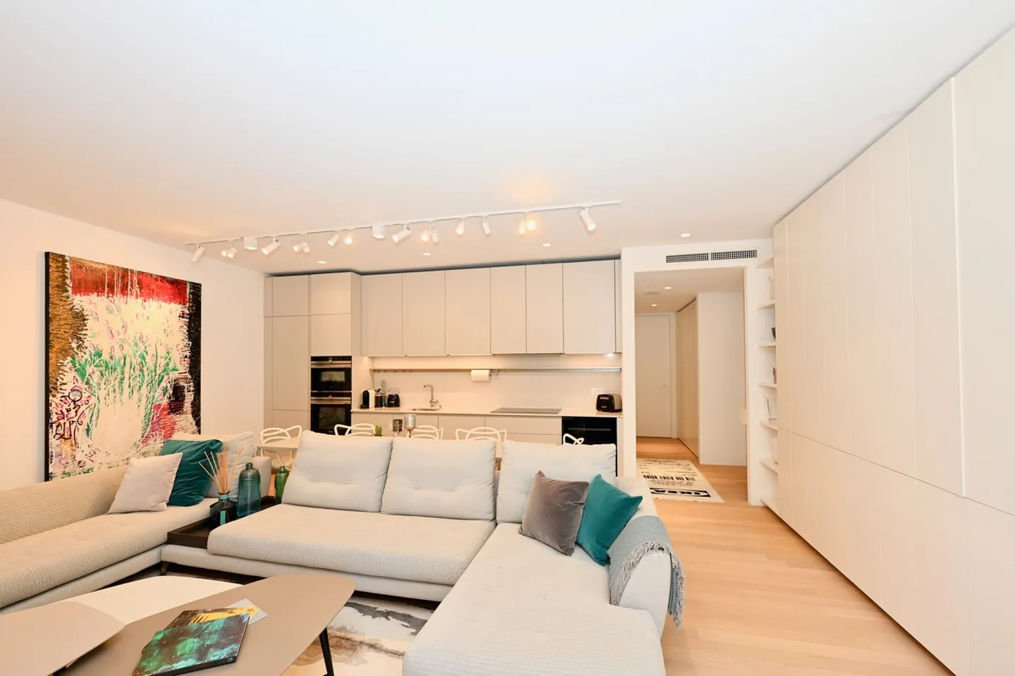 Appartement raffiné dans un emplacement central à Lugano - Photo 4 sur 15