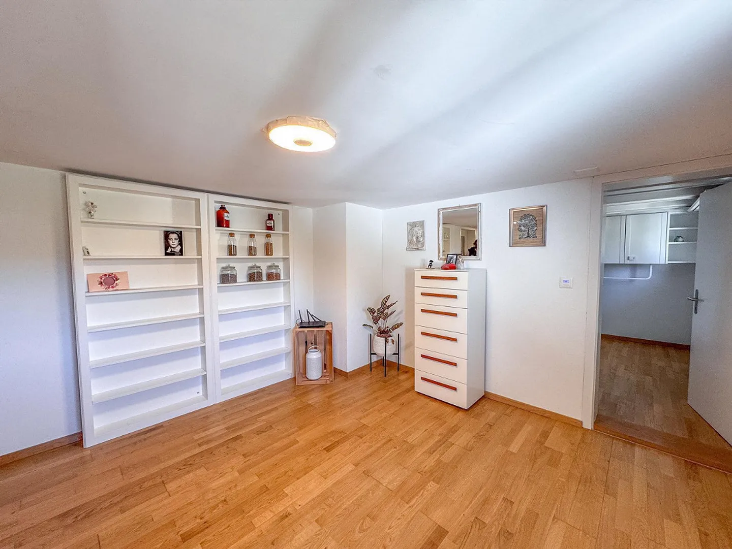 Liebevoll renov. Wohnhaus mit Scheune, grosszügige Umgebung (B - Foto 14 von 28