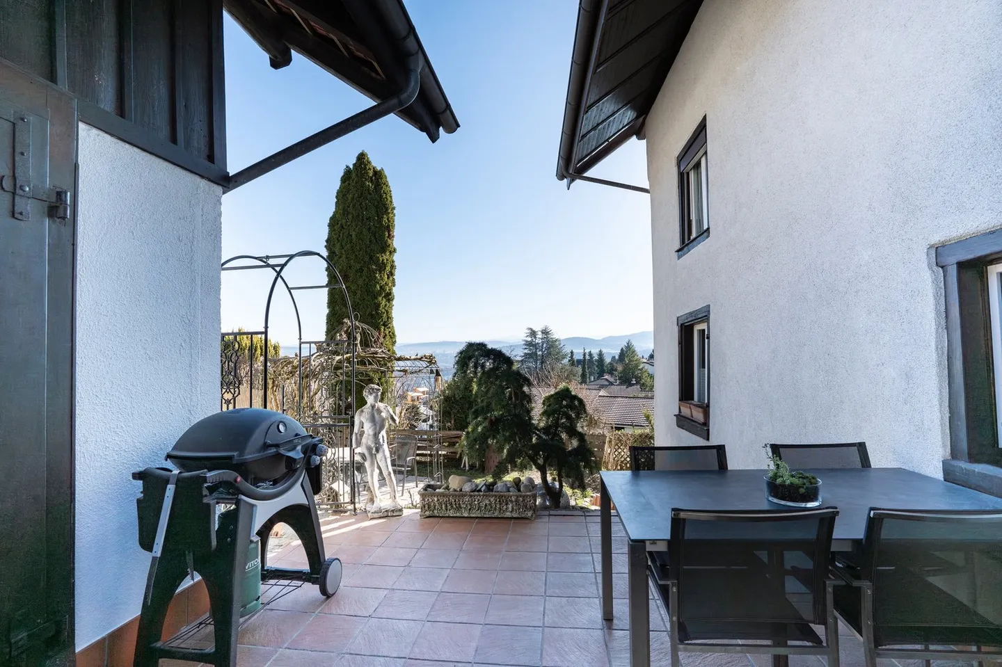 Charmante maison individuelle dans un quartier résidentiel exclusif - Photo 13 sur 16