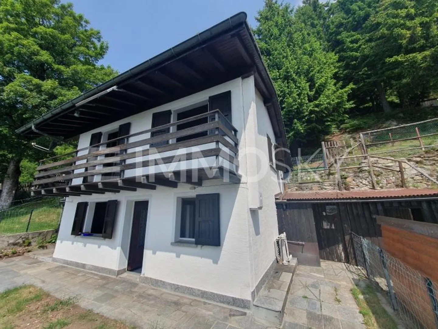 Chalet in vendita - Foto 2 di 5