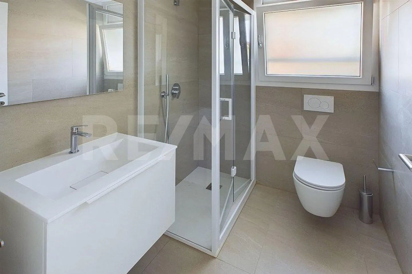 Moderno appartamento a reddito di 3½ locali in ottima posizione - Foto 8 von 13