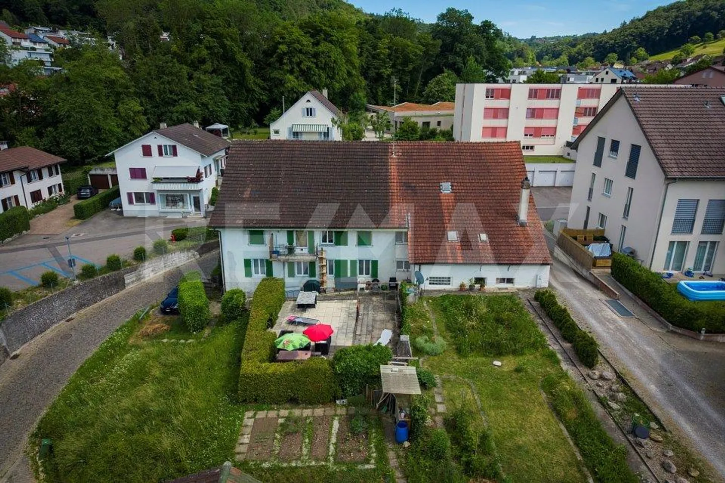 Historisches Mehrfamilienhaus - Foto 2 von 13