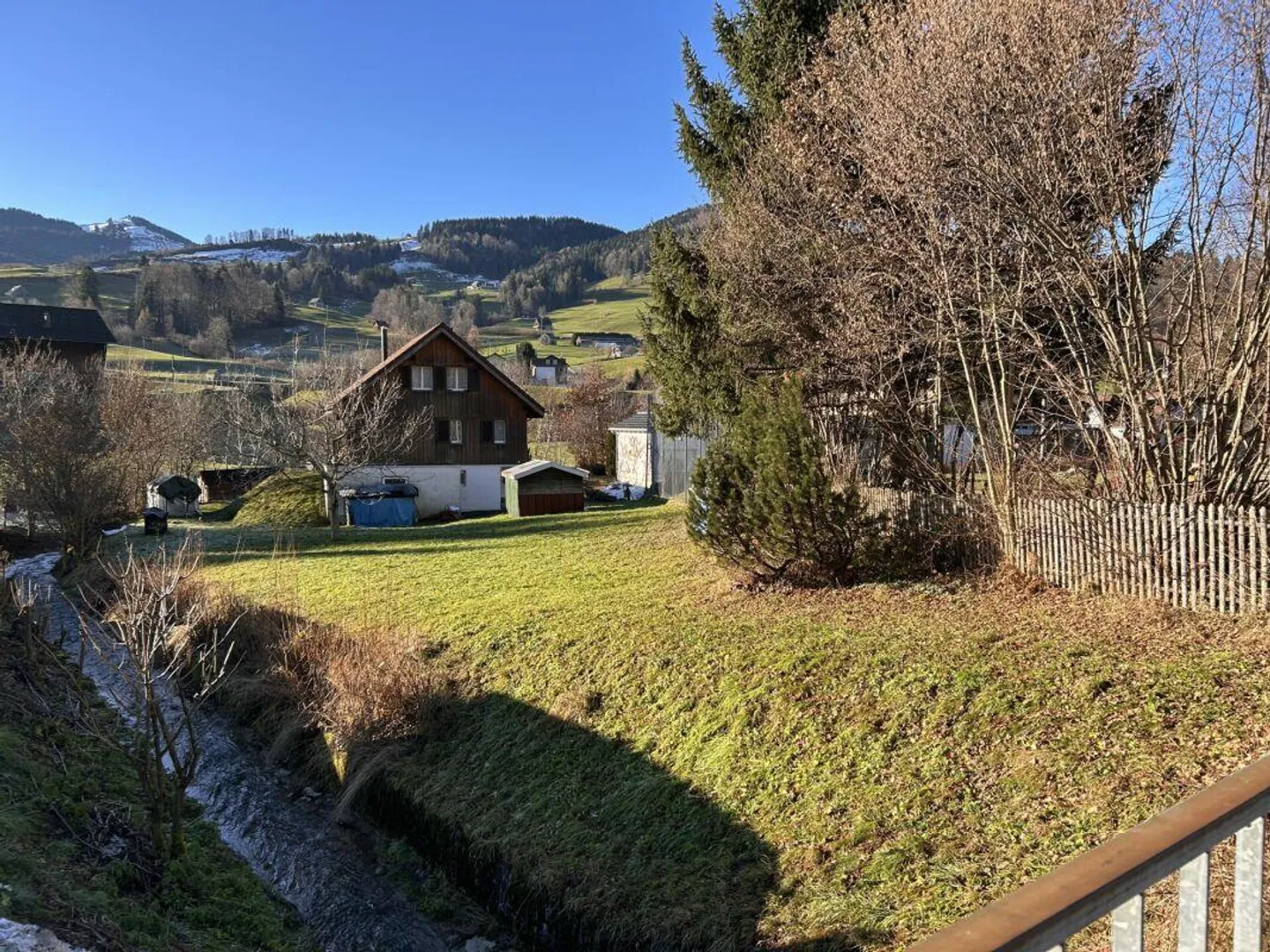 5.5-Zi-Haus mit Umschwung und Bachanstoss - Foto 16 von 16