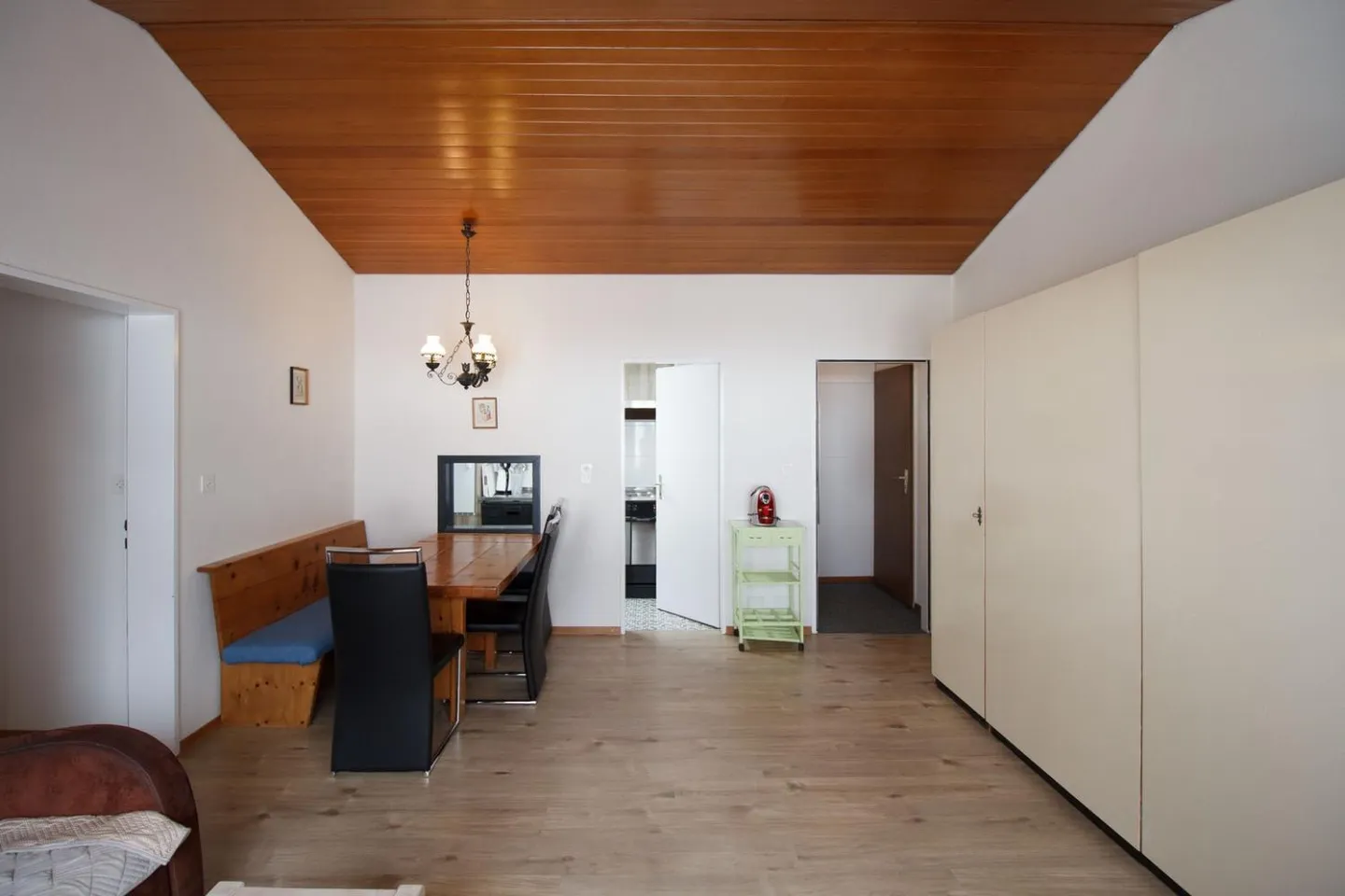 Appartement 2.5 pièces de qualité - Photo 3 sur 12