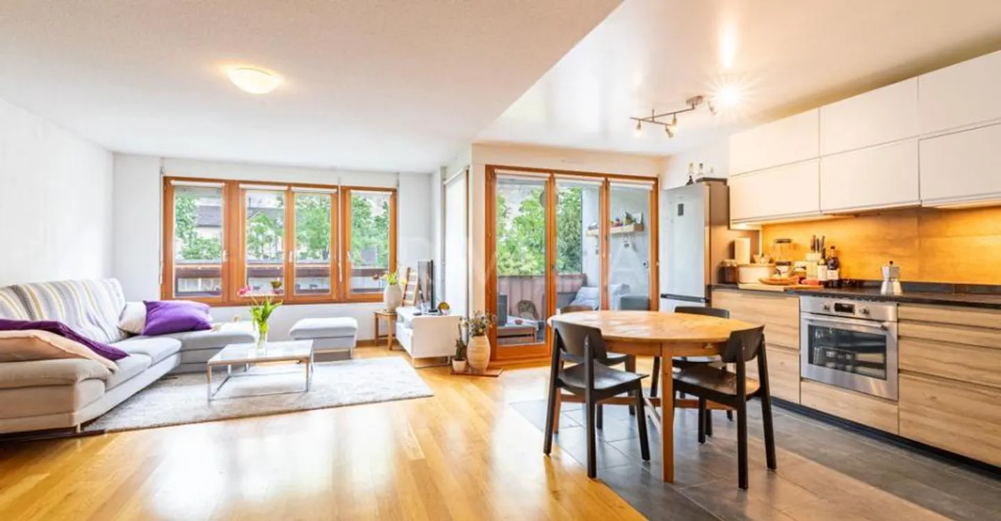 Beautiful furnished crossing apartment in the charming village of Veyrier - Photo 1 of 9