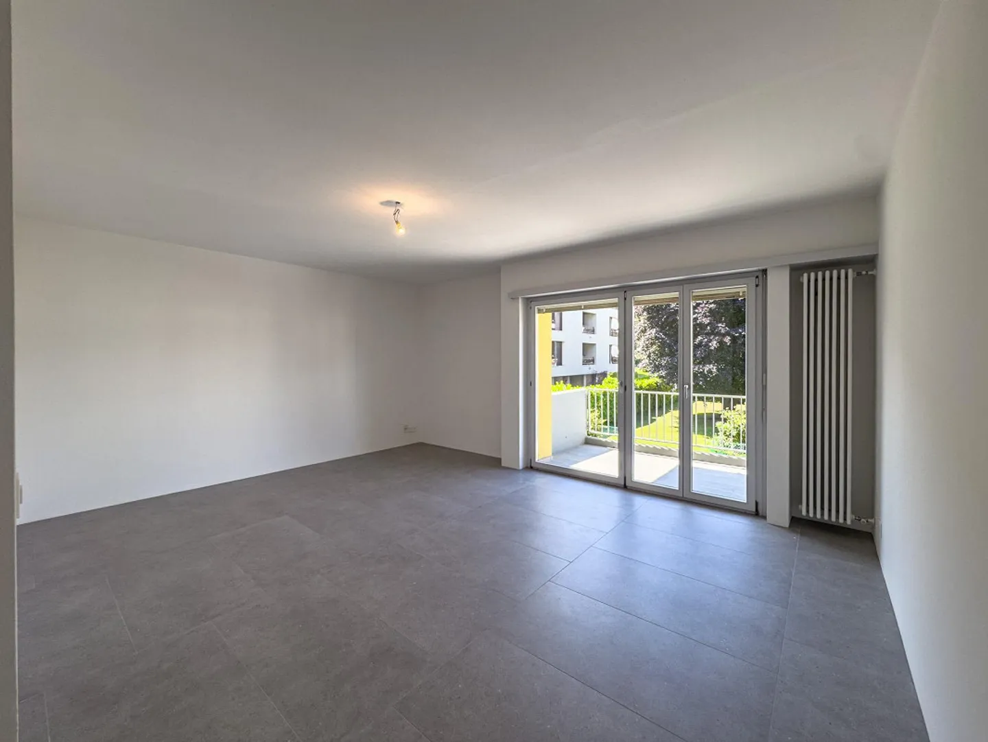 Appartamento 3.5 locali rinnovato a Mendrisio - Photo 1 sur 9