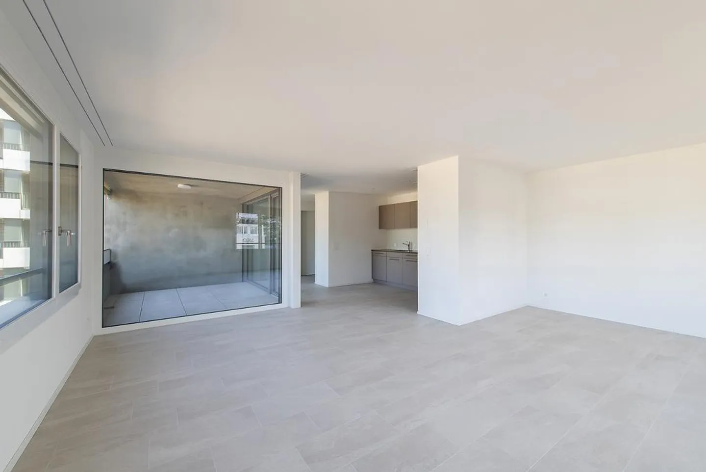 modern 3.5 room apartment - Photo 2 of 8