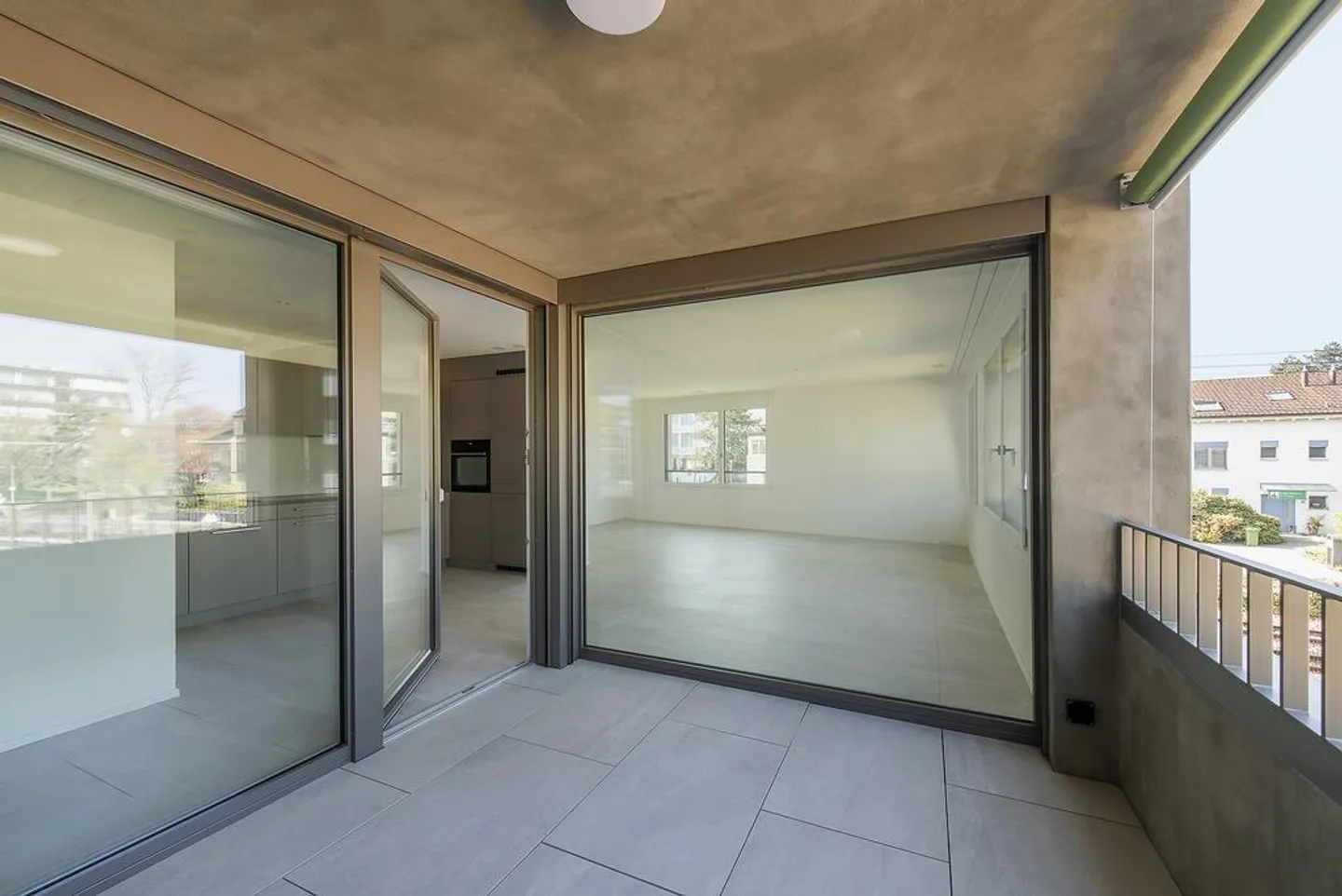 modern 3.5 room apartment - Photo 7 of 8