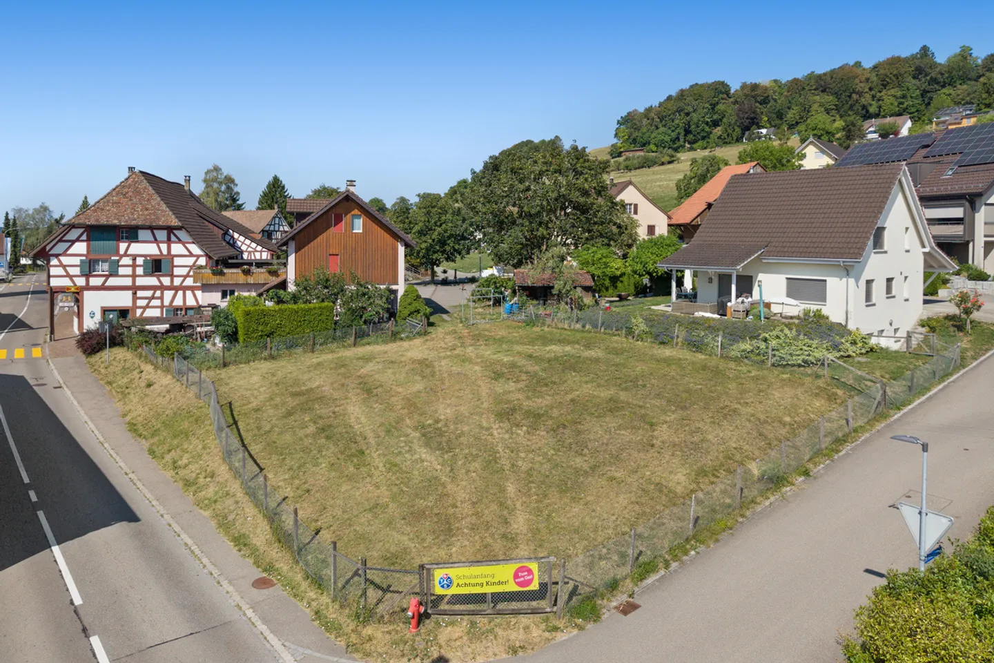 Sunny Plot in Herdern - Photo 3 of 5