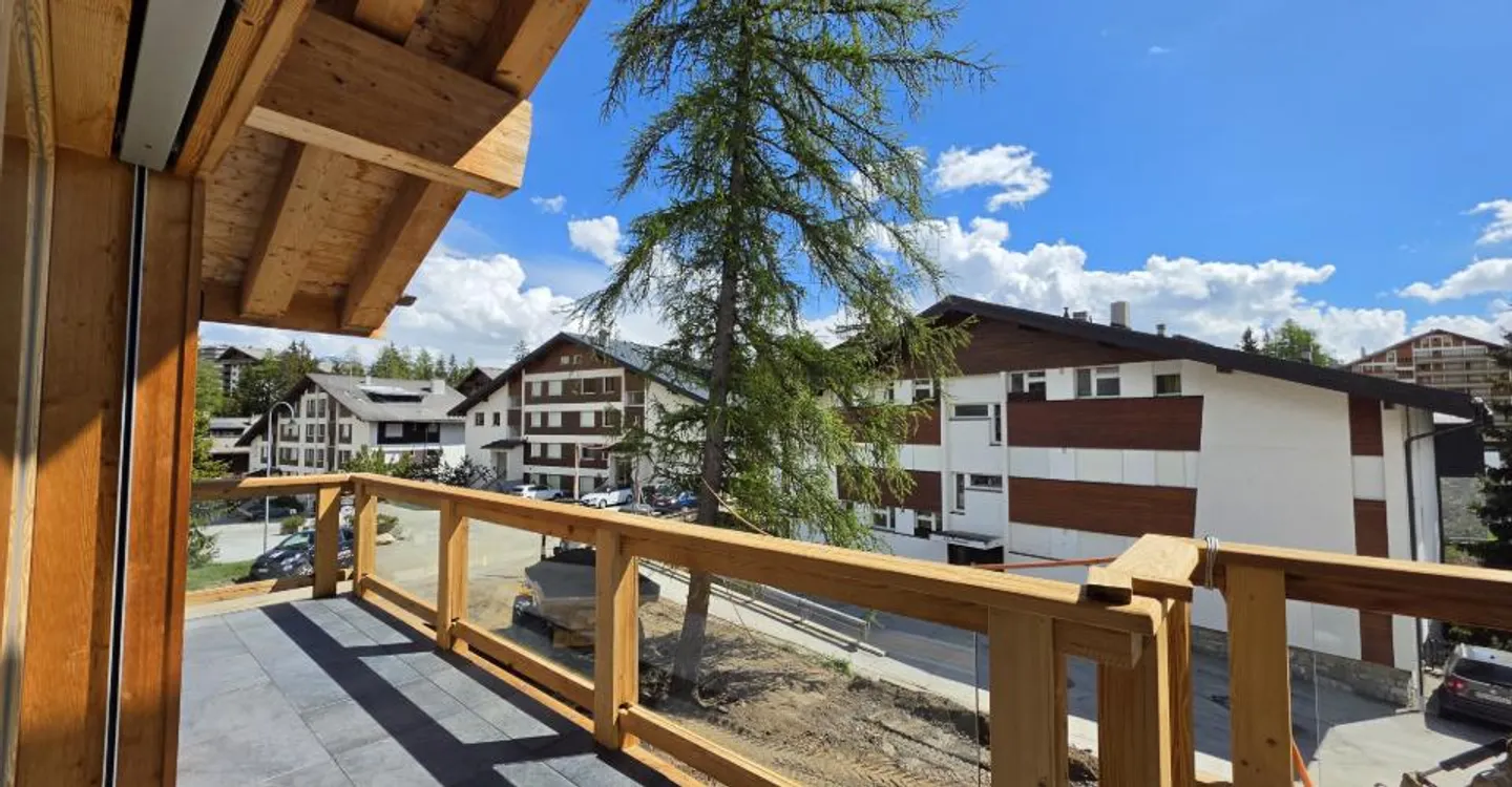 Außergewöhnliches Duplex mit 4,5 Zimmern in Crans-Montana - Foto 3 von 15