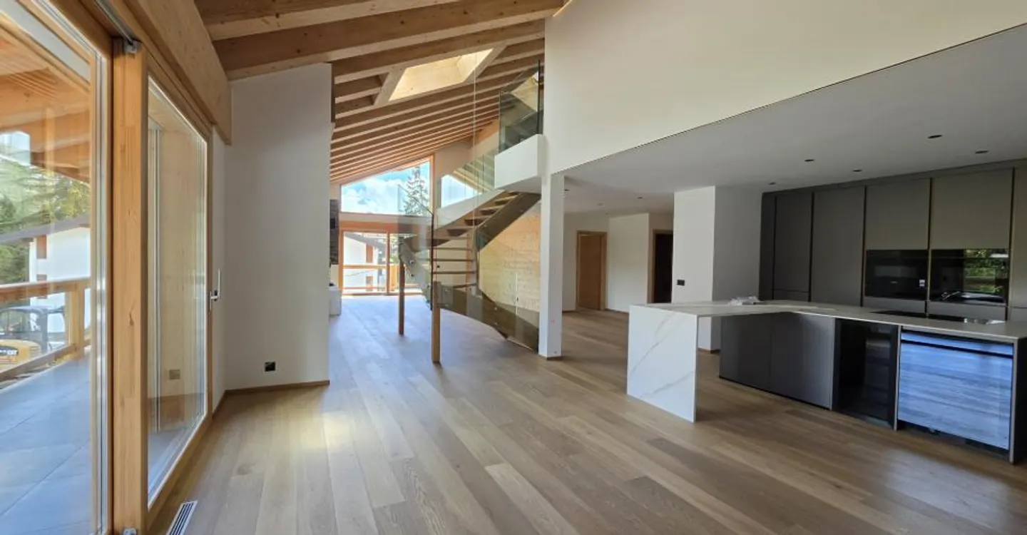 Außergewöhnliches Duplex mit 4,5 Zimmern in Crans-Montana - Foto 6 von 15