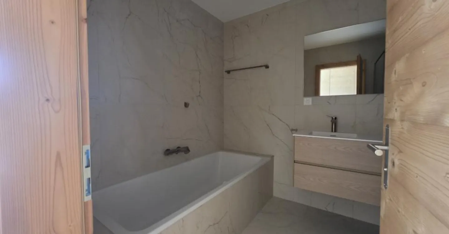 Außergewöhnliches Duplex mit 4,5 Zimmern in Crans-Montana - Foto 14 von 15