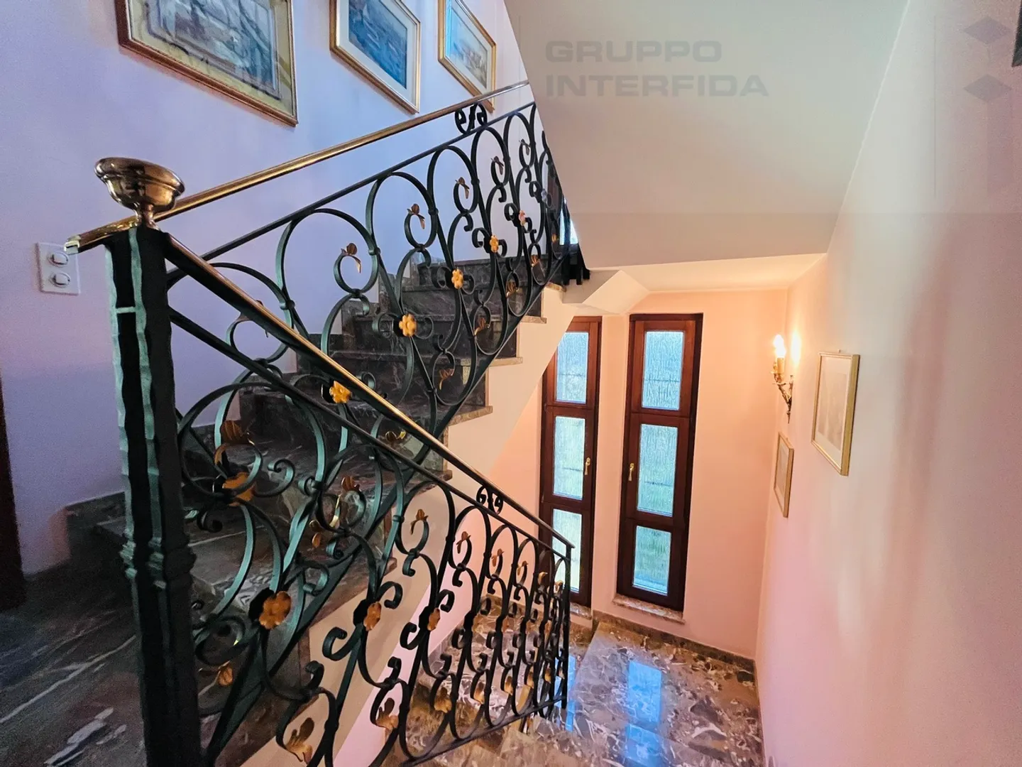 VILLA SIGNORILE CON VISTA PANORAMICA - Foto 8 di 14