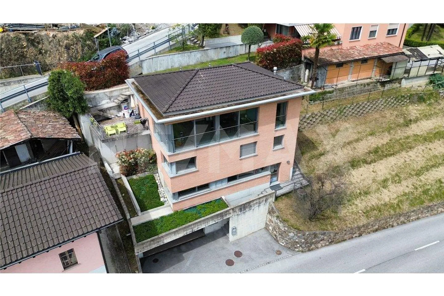 Maison unifamiliale avec bureau séparé idéale pour les familles - Photo 4 sur 13